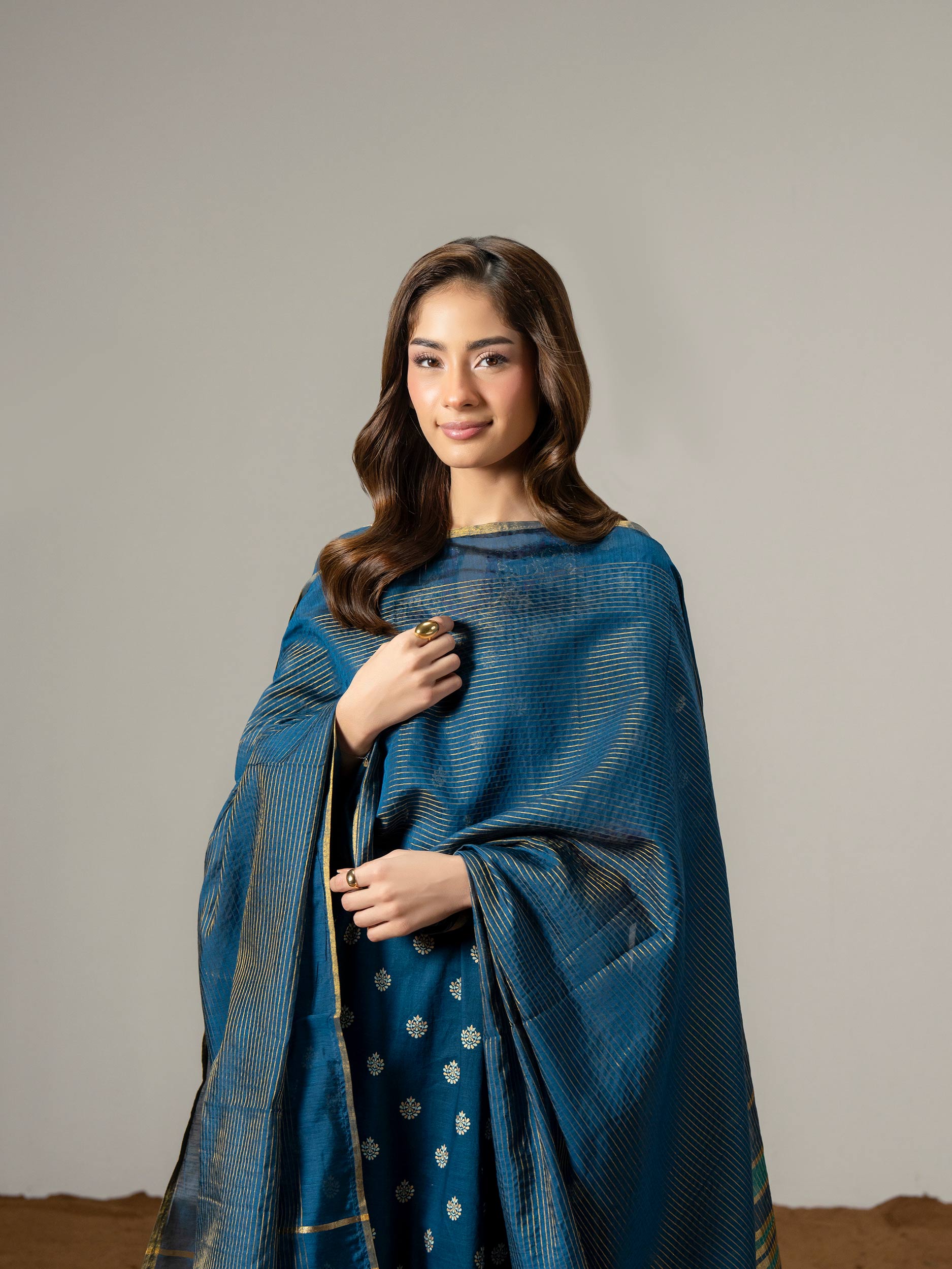 3 Piece Lawn Suit-Embroidered (Pret)