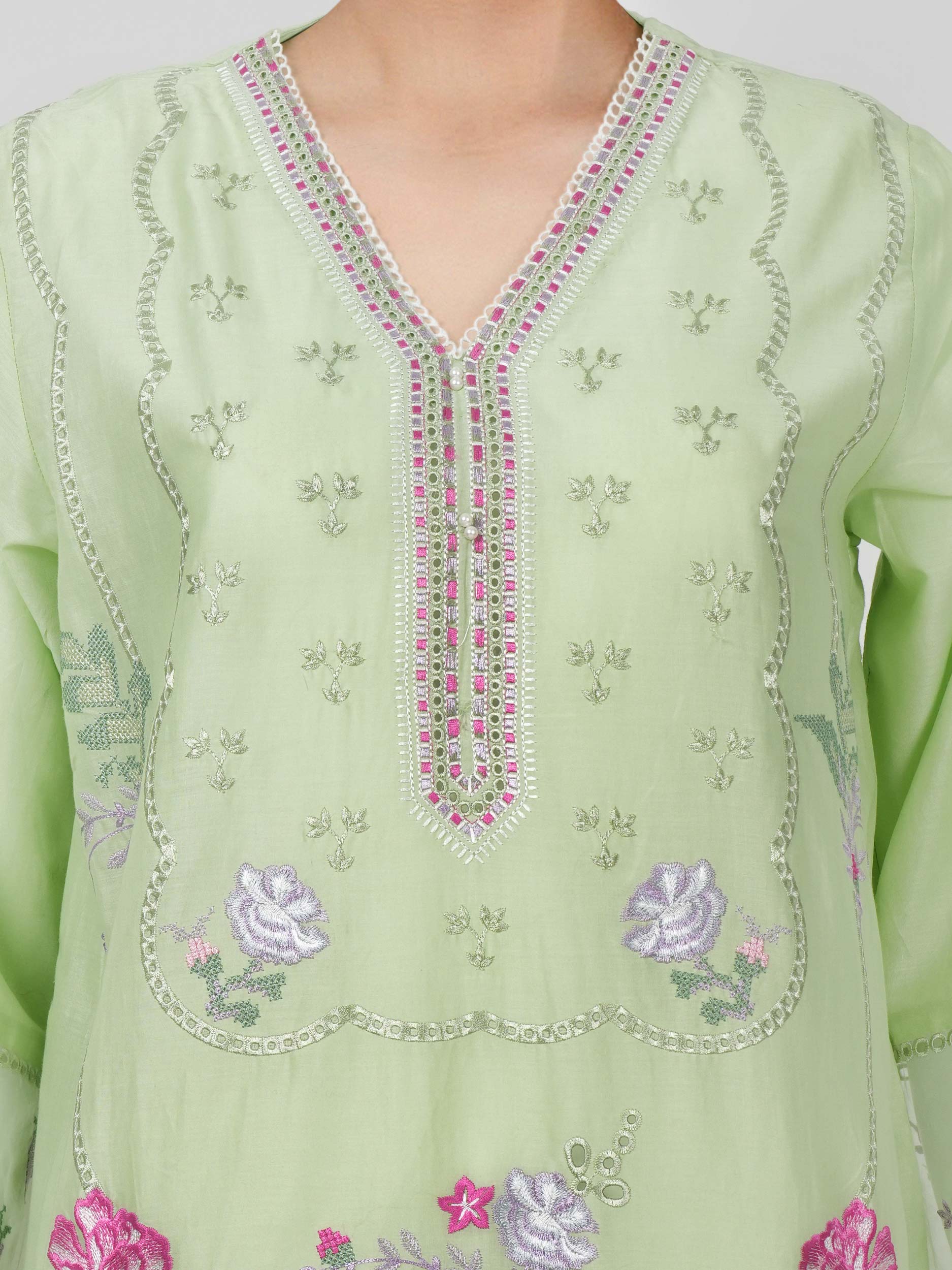 3 Piece Lawn Suit- Embroidered (Pret)