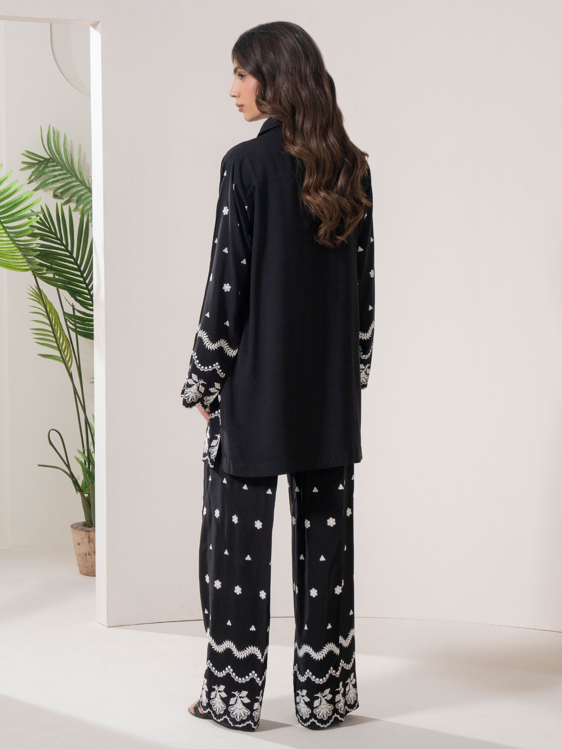 2 Piece Linen Suit- Embroidered (Pret)