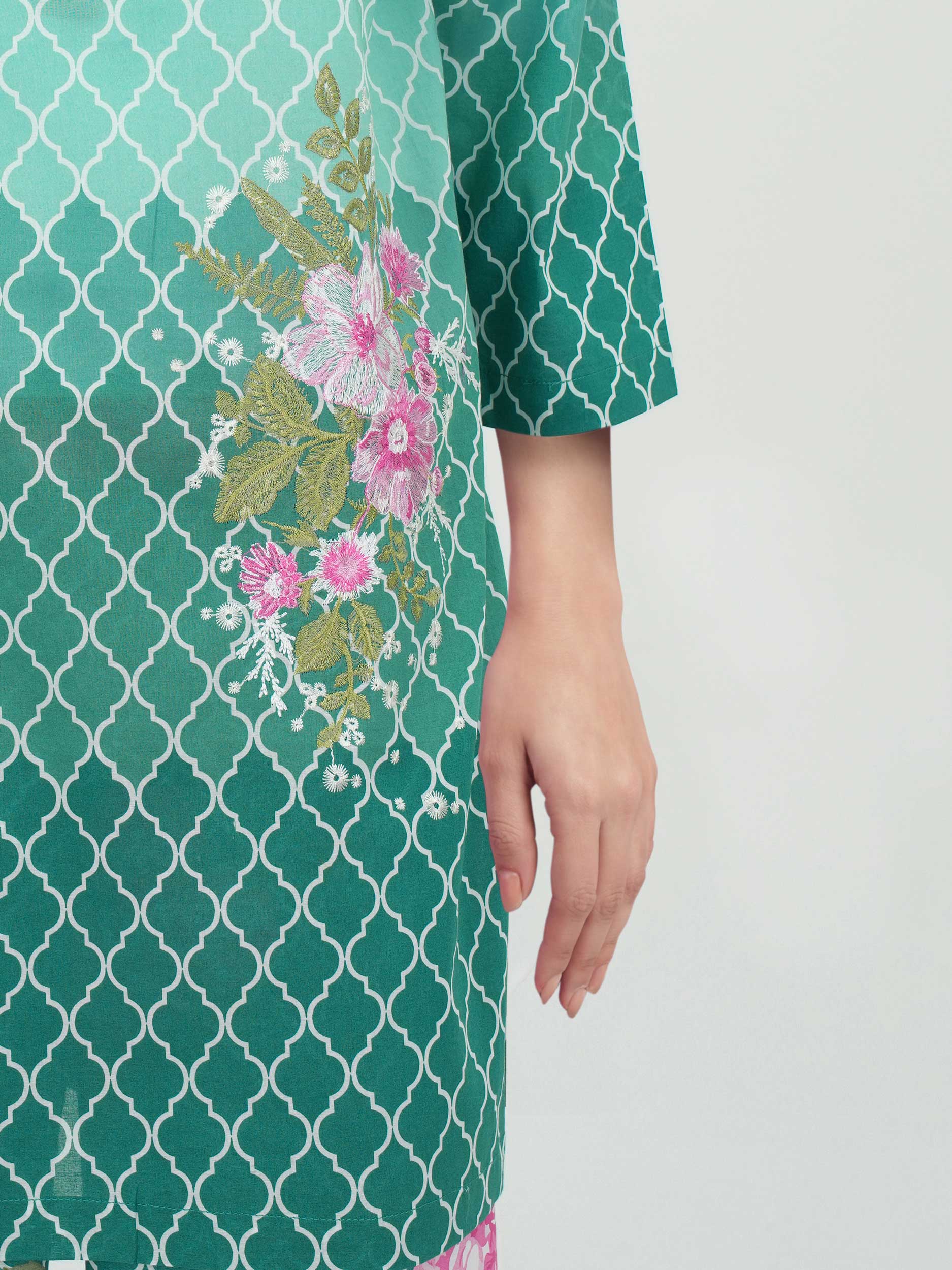 2 Piece Lawn Suit- Embroidered (Pret)