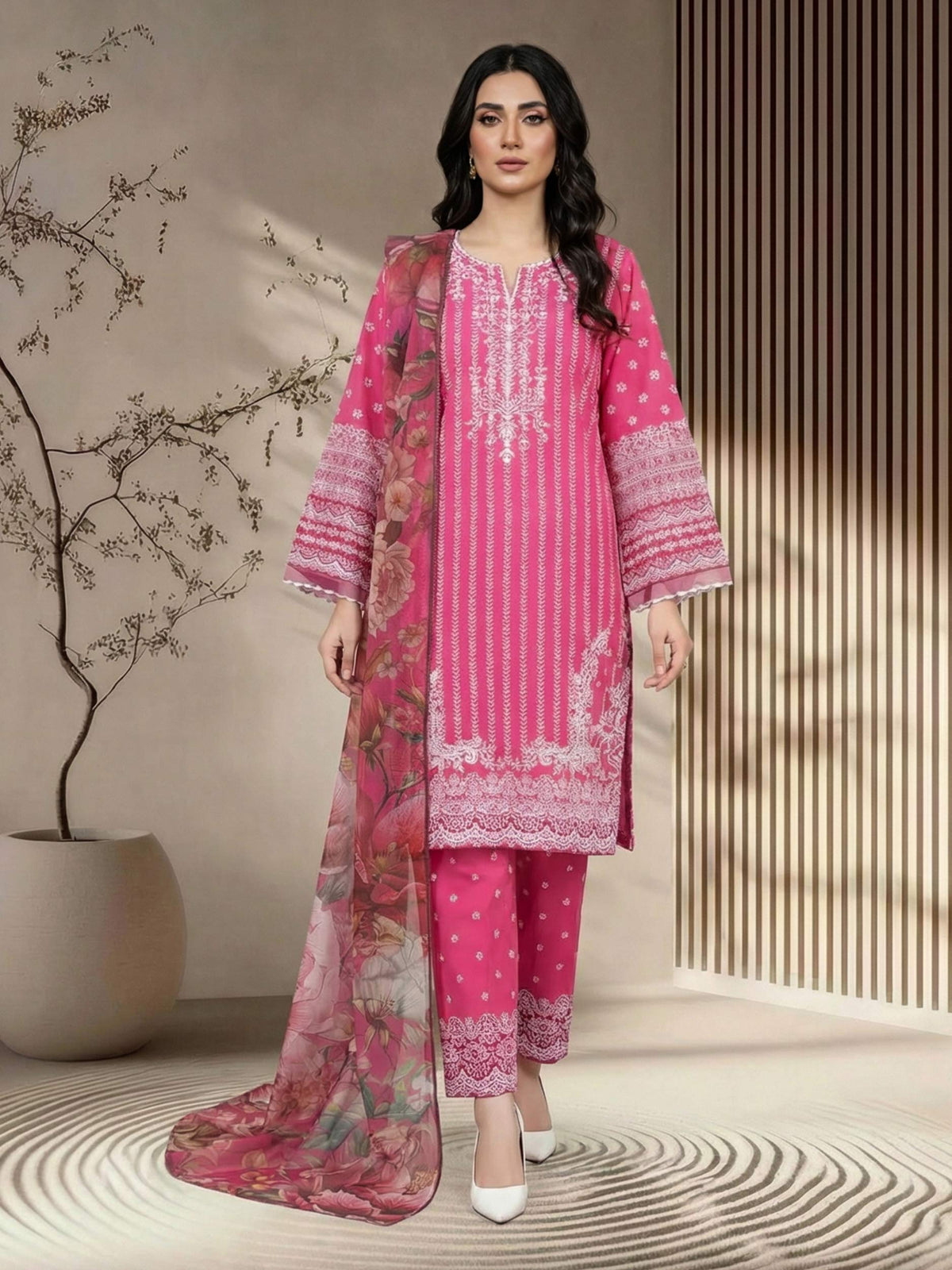 3 Piece Lawn Suit- Embroidered (Pret)