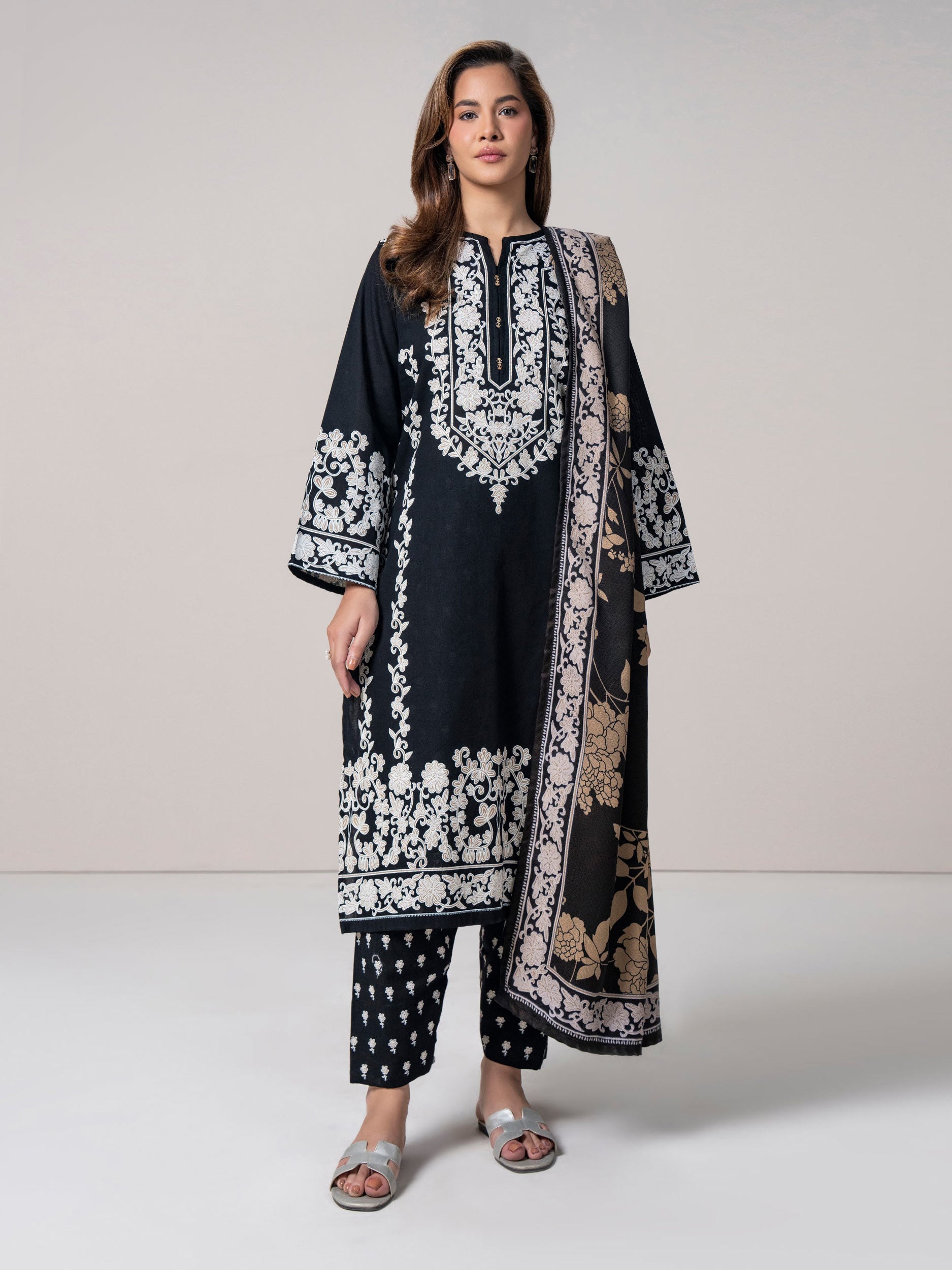 3 Piece Khaddar Suit (Pret)
