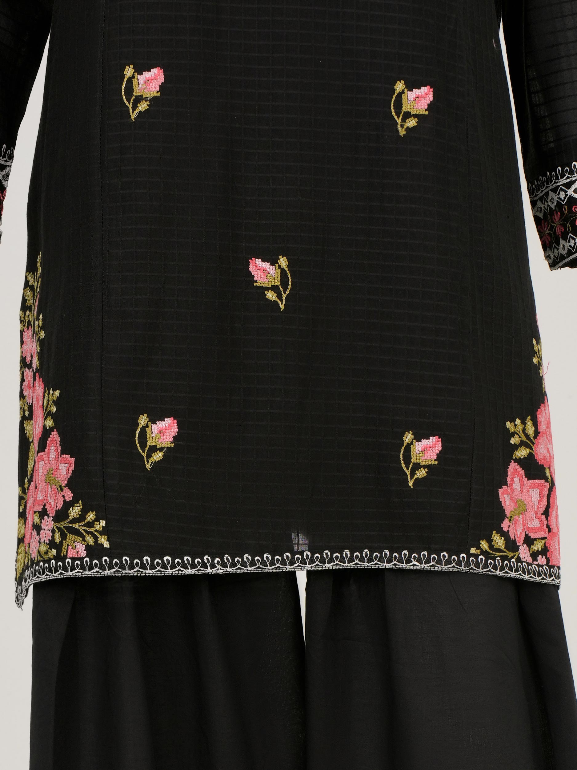3 Piece Lawn Texture Suit- Embroidered (Pret)