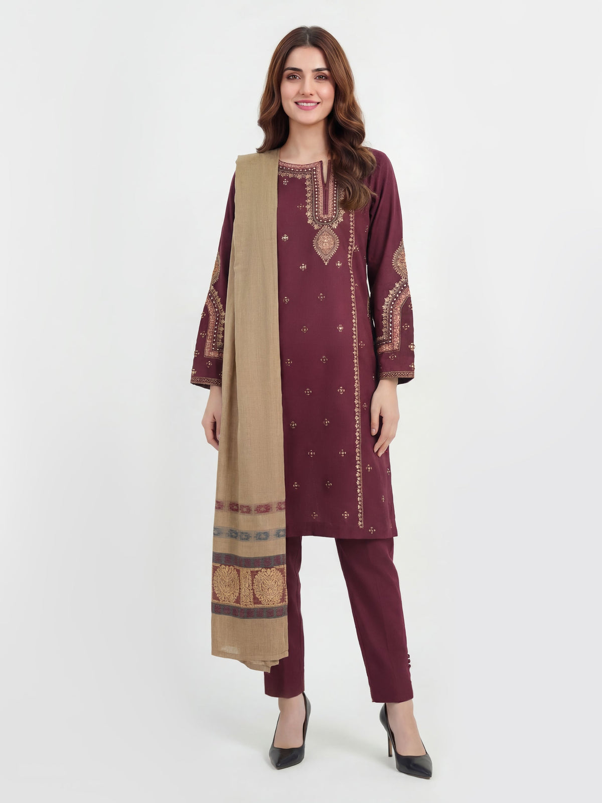 3-Piece Khaddar Suit-Embroidered (Pret)