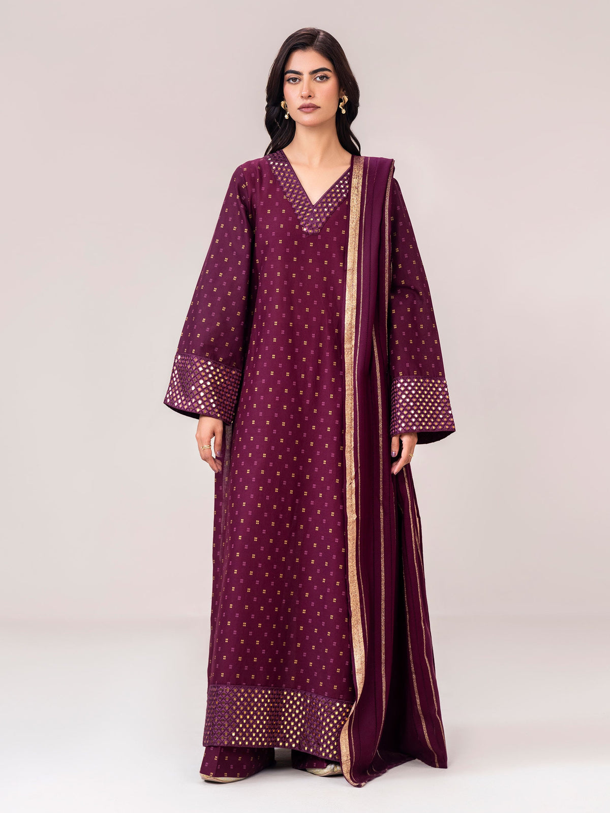 3 Piece Khaddar Suit- Embroidered (Pret)