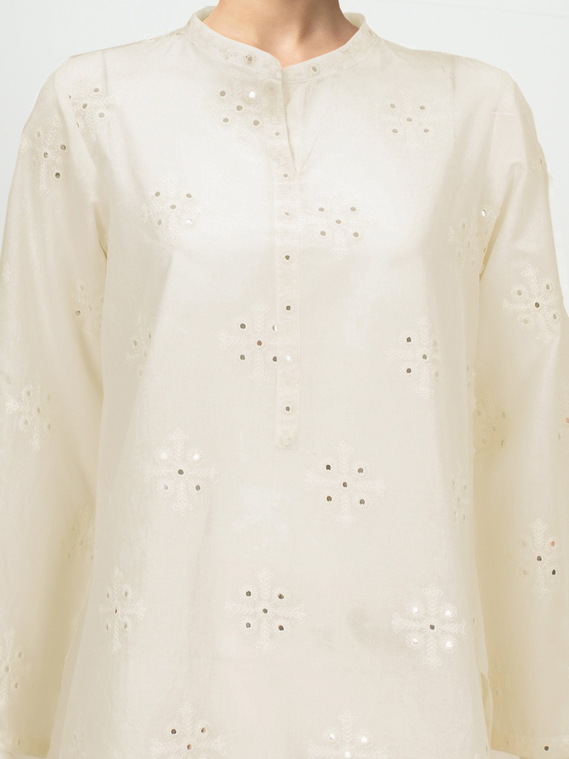 2 Piece Lawn Suit- Embroidered (Pret)