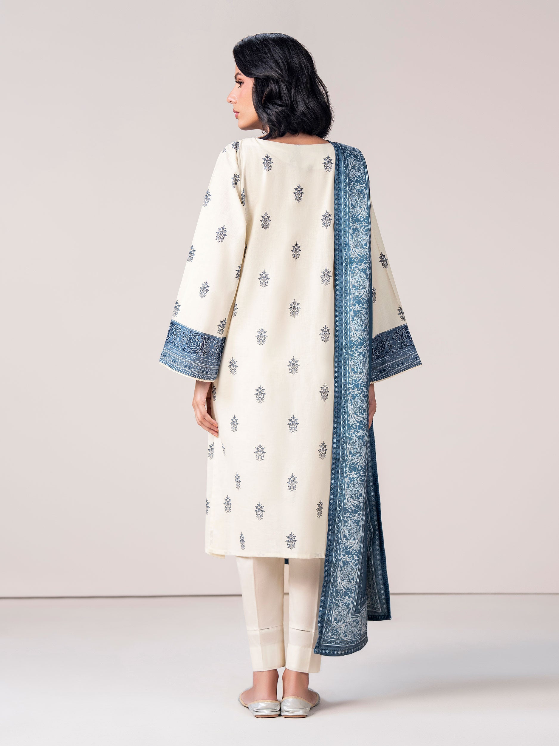 2 Piece Khaddar Suit (Pret)