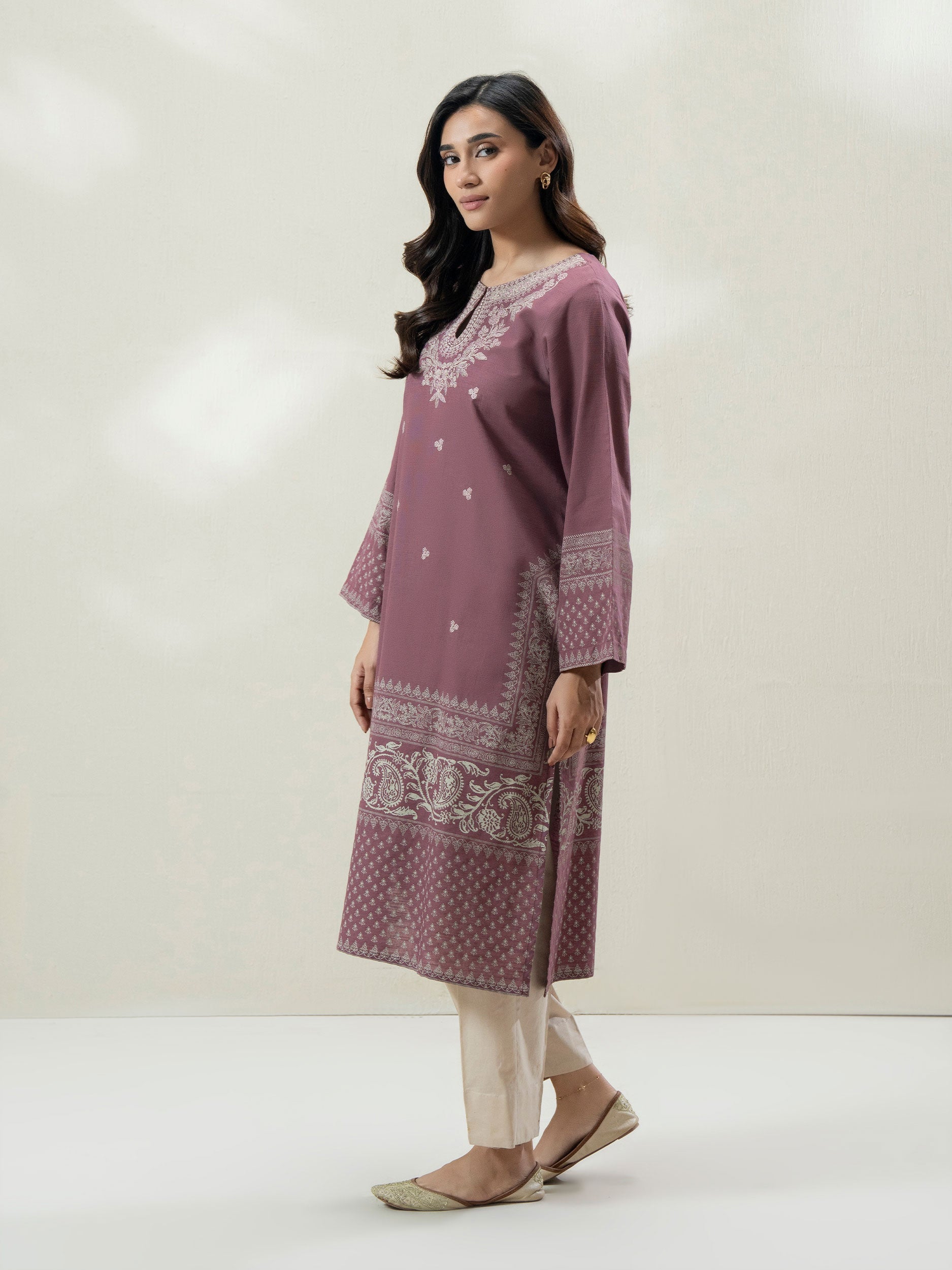 Slub Khaddar Shirt- Embroidered Pret