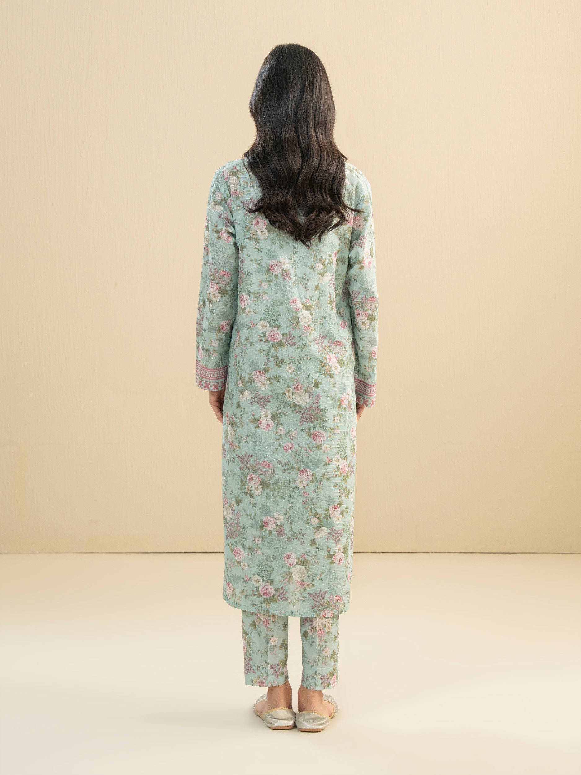 2 Piece Khaddar Suit-Printed (Pret)