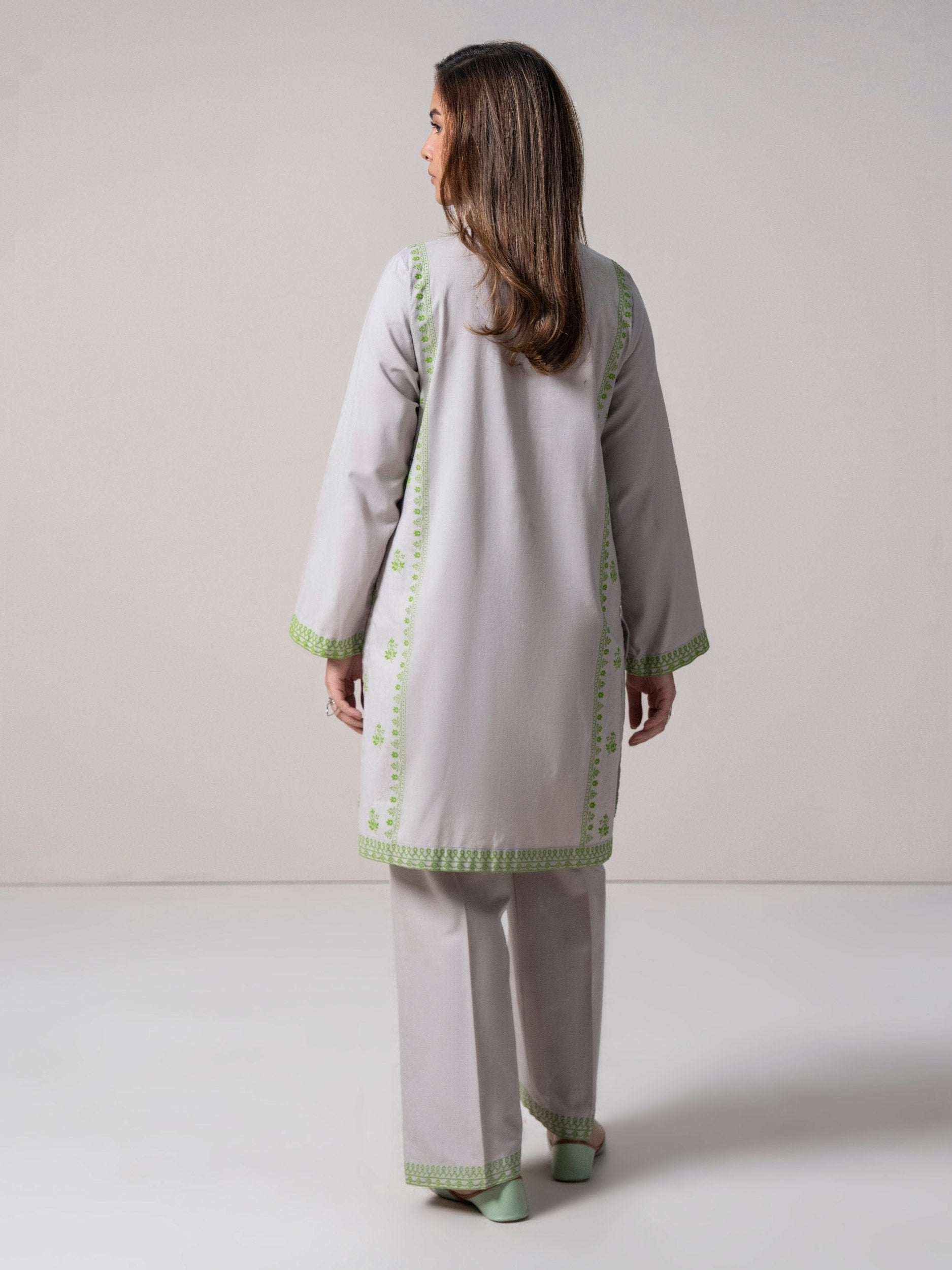 2 Piece Khaddar Suit- Embossed (Pret)