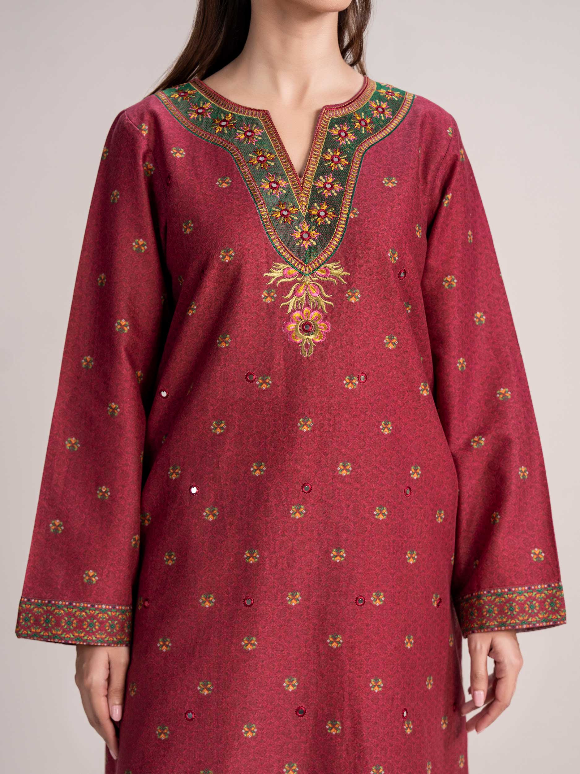 2 Piece Khaddar Suit- Embroidered (Pret)