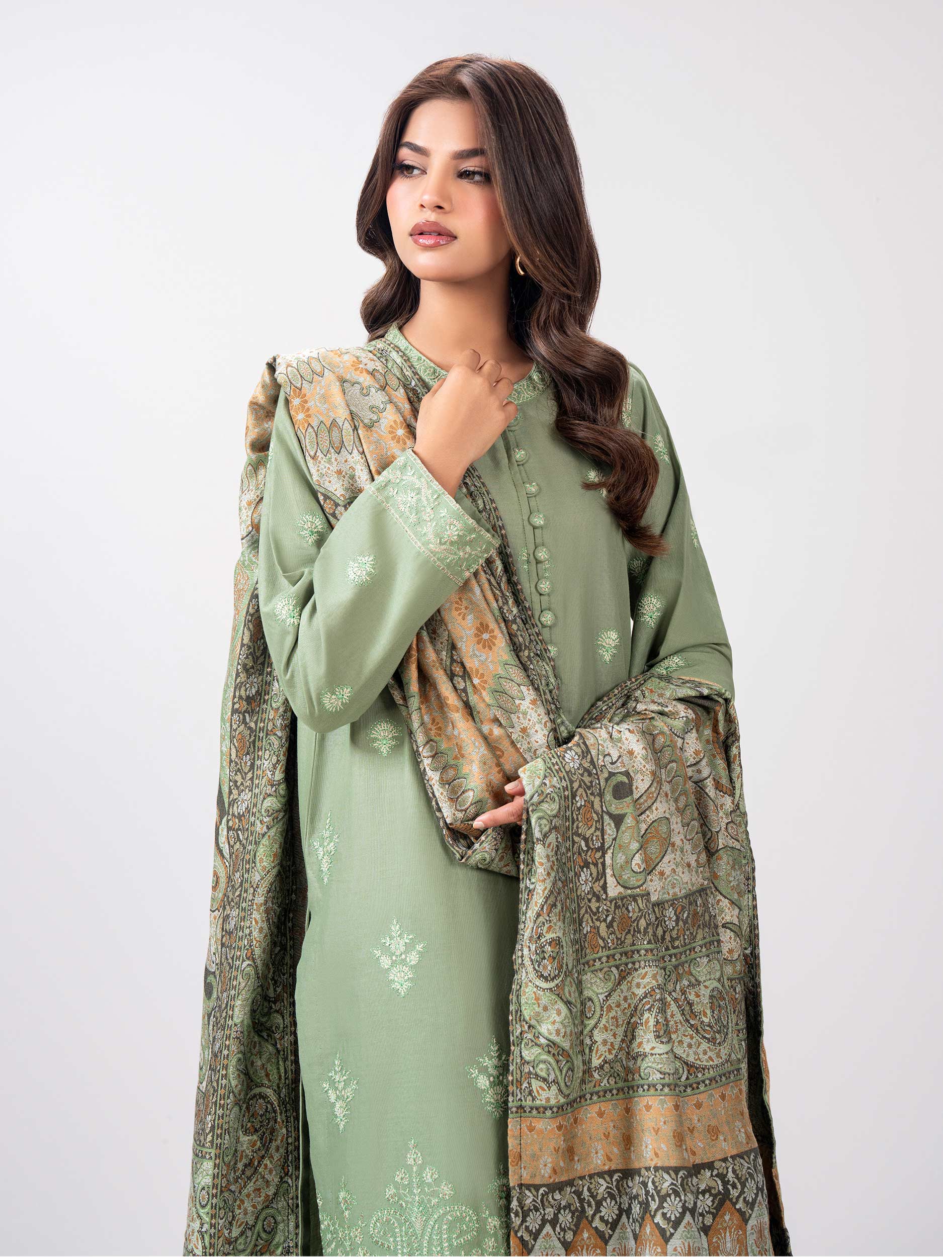 3 Piece Khaddar Suit- Embroidered (Pret)