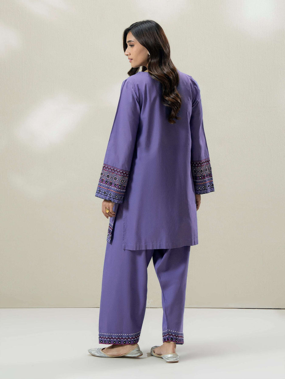 2-Piece Slub Khaddar Suit-Embroidered (Pret)