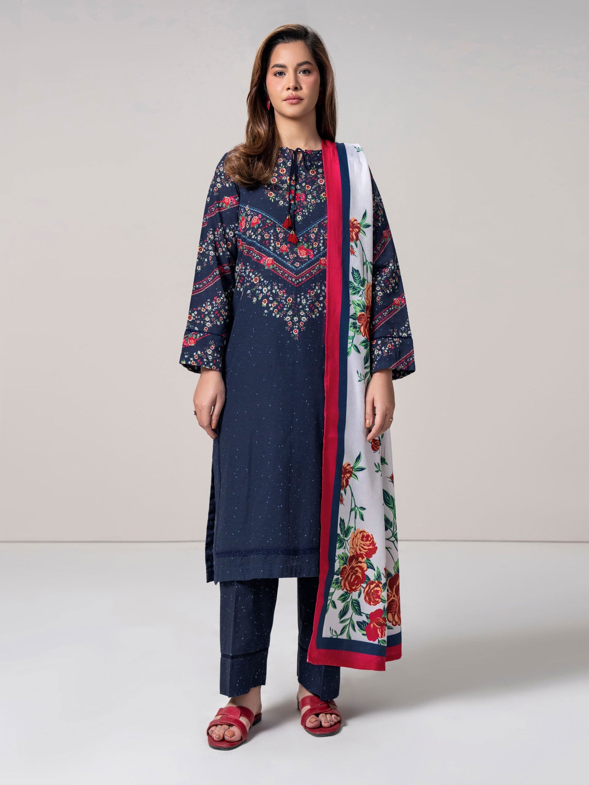 3 Piece Slub Khaddar Suit (Pret)
