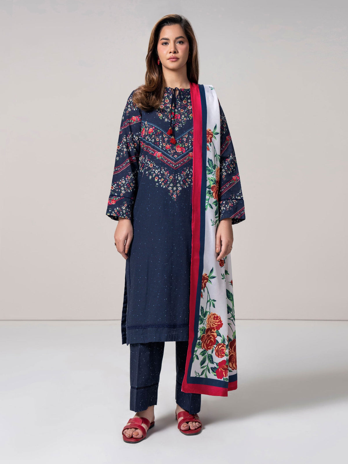 3 Piece Slub Khaddar Suit (Pret)