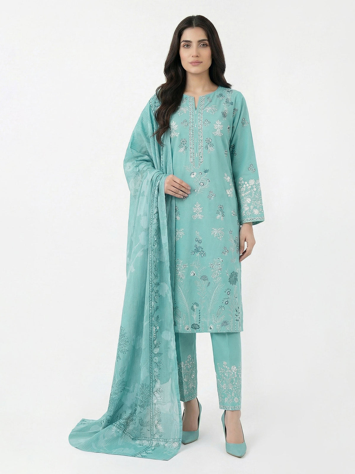3 Piece Khaddar Suit- Embroidered (Pret)