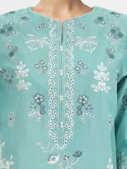 3 Piece Khaddar Suit- Embroidered (Pret)