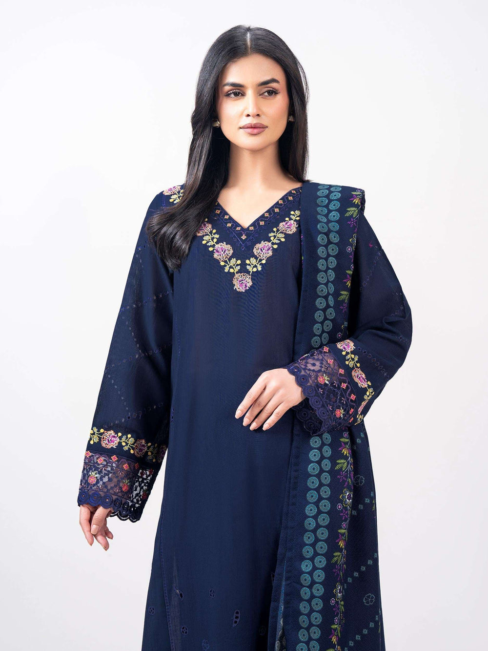 3 Piece Slub Khaddar Suit- Embroidered (Pret)