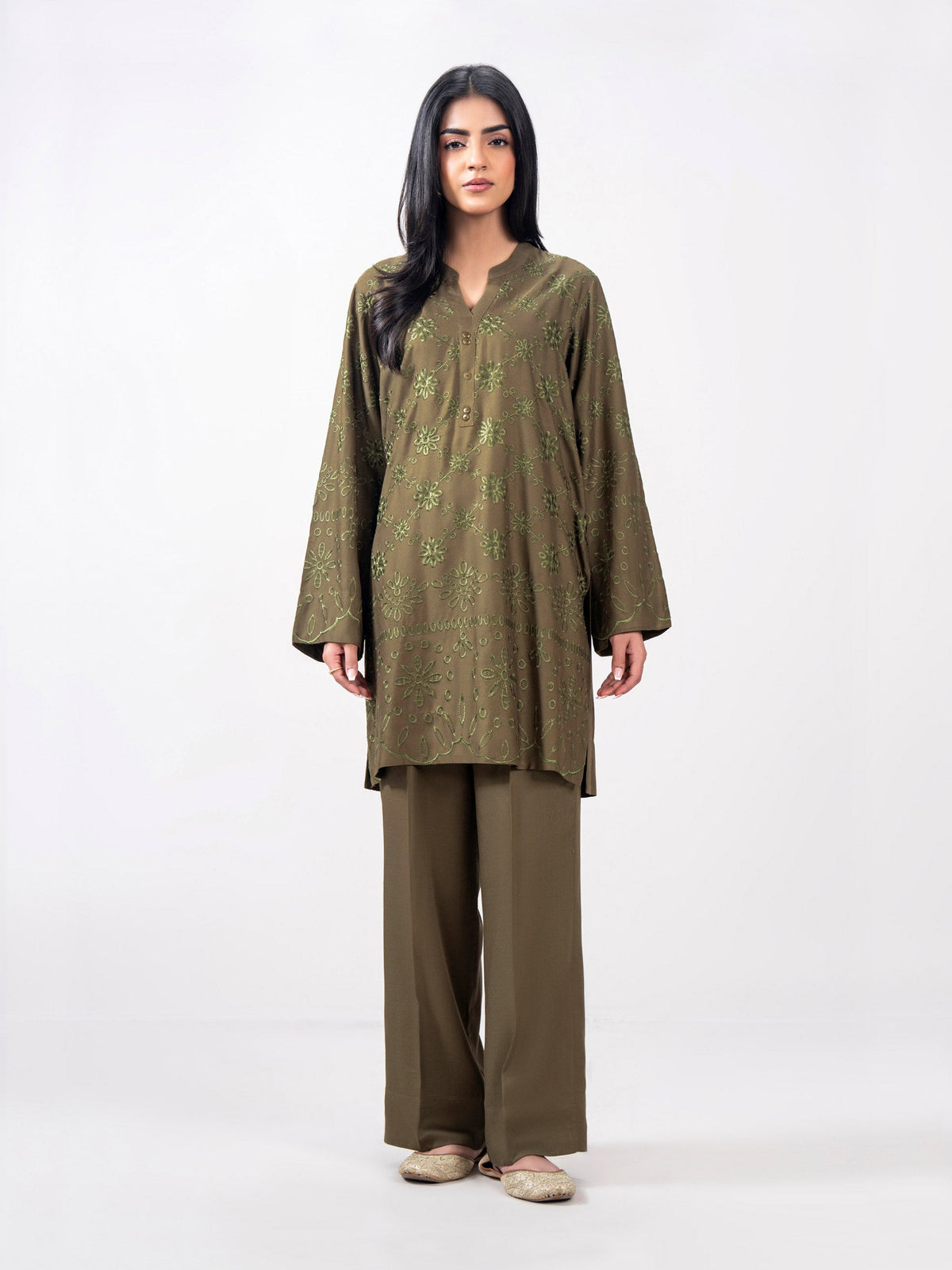 2 Piece Crepe Suit- Embroidered (Pret)