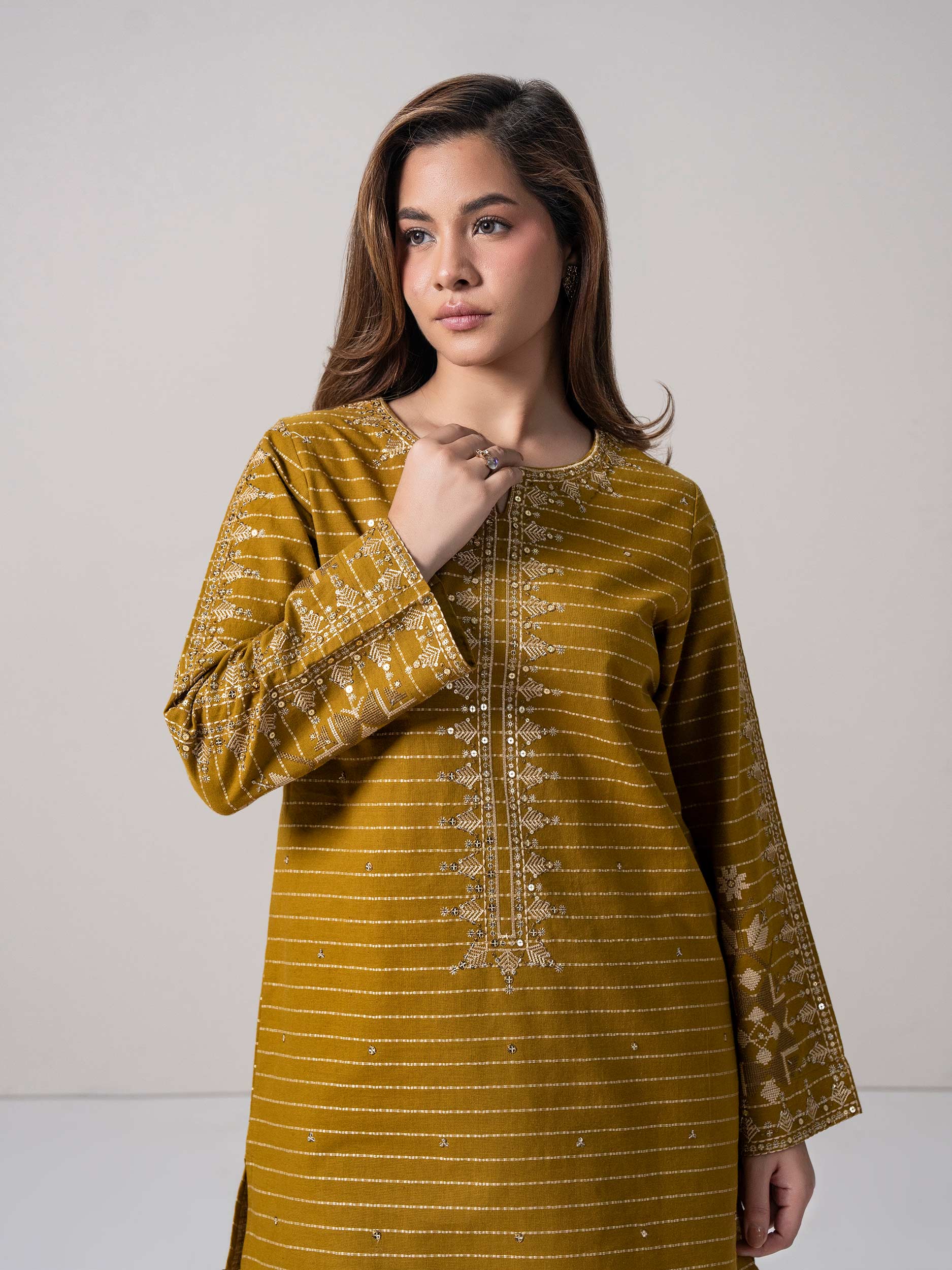 2 Piece Yarn Dyed Suit-  Embroidered (Pret)