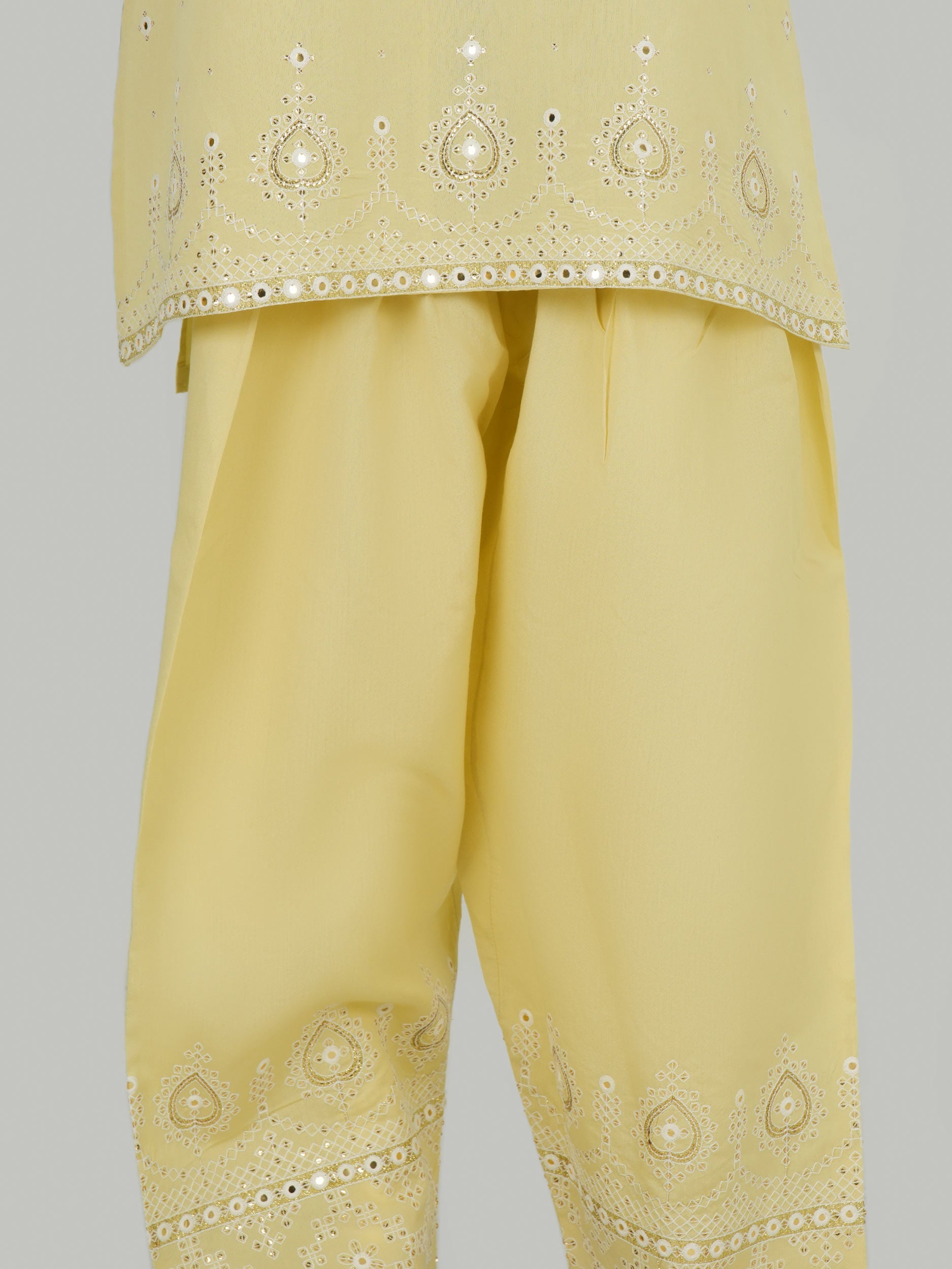 3 Piece Khaddi Silk Suit- Embroidered (Pret)