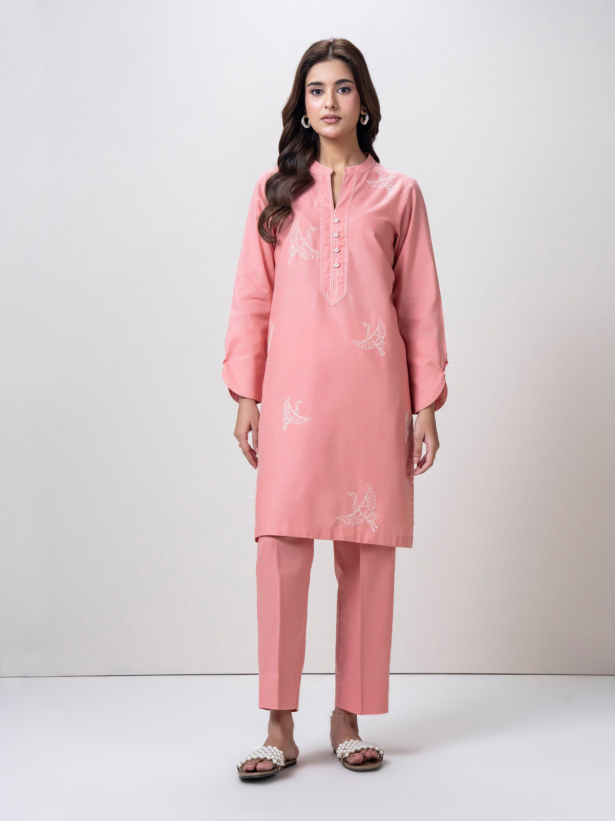 2 Piece Khaddar Suit- Embroidered (Pret)