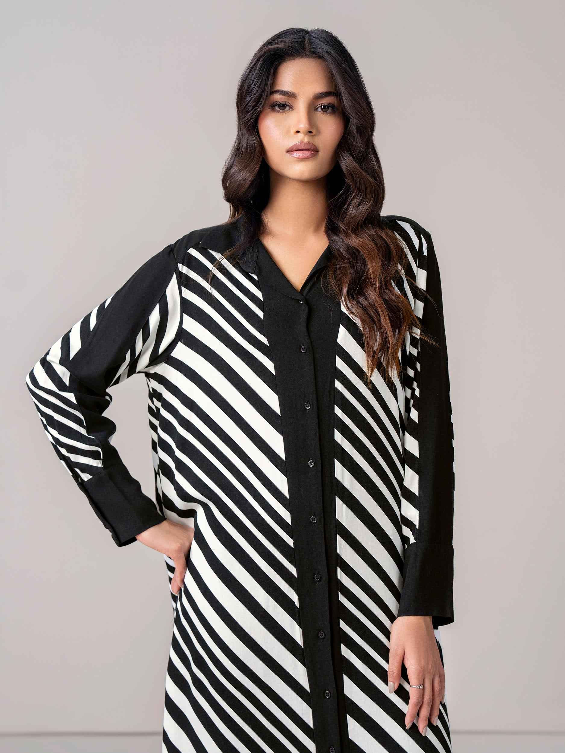 Stone Shirt (Pret)