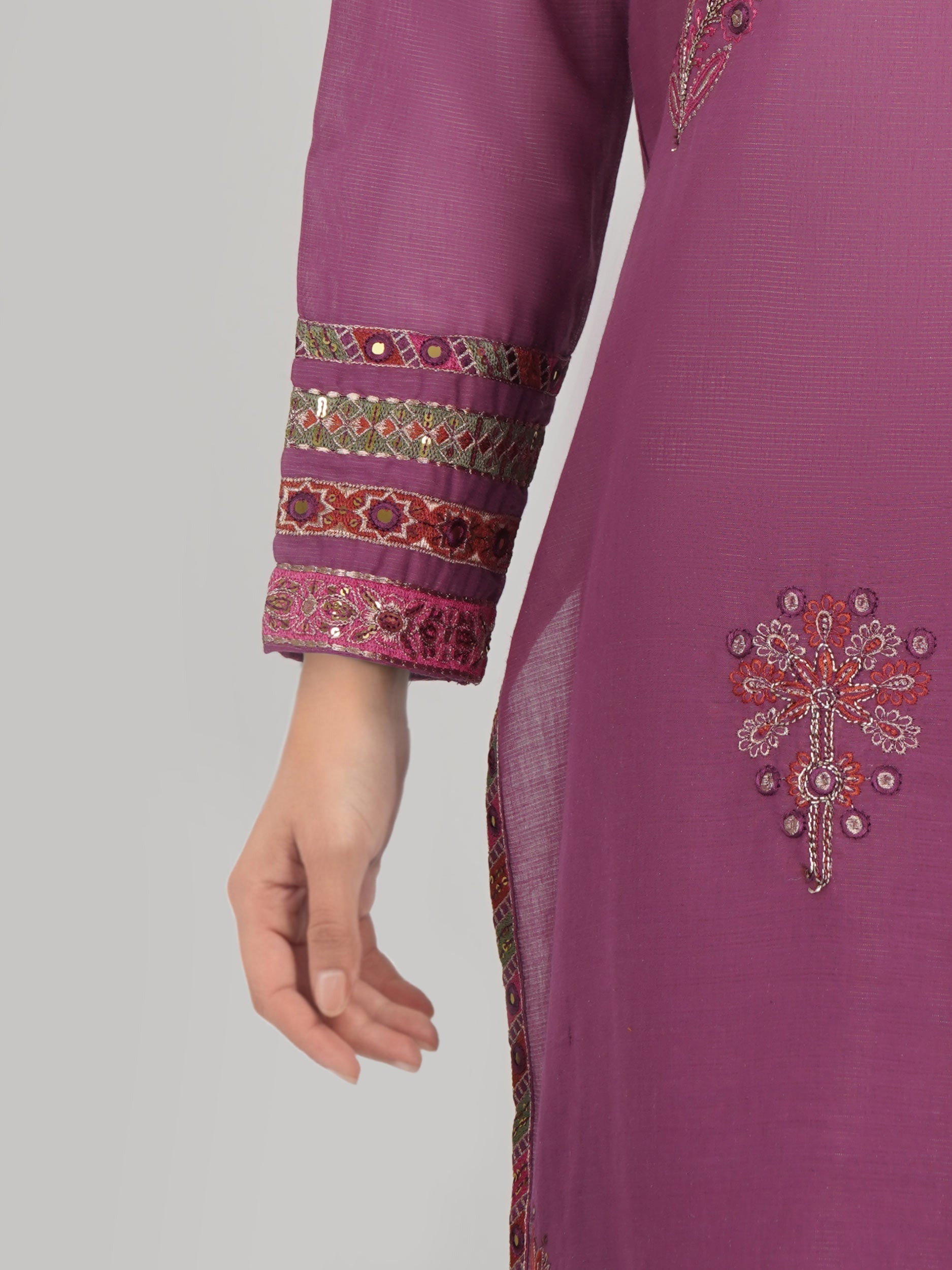2 Piece Lawn Missouri Suit- Embroidered (Pret)