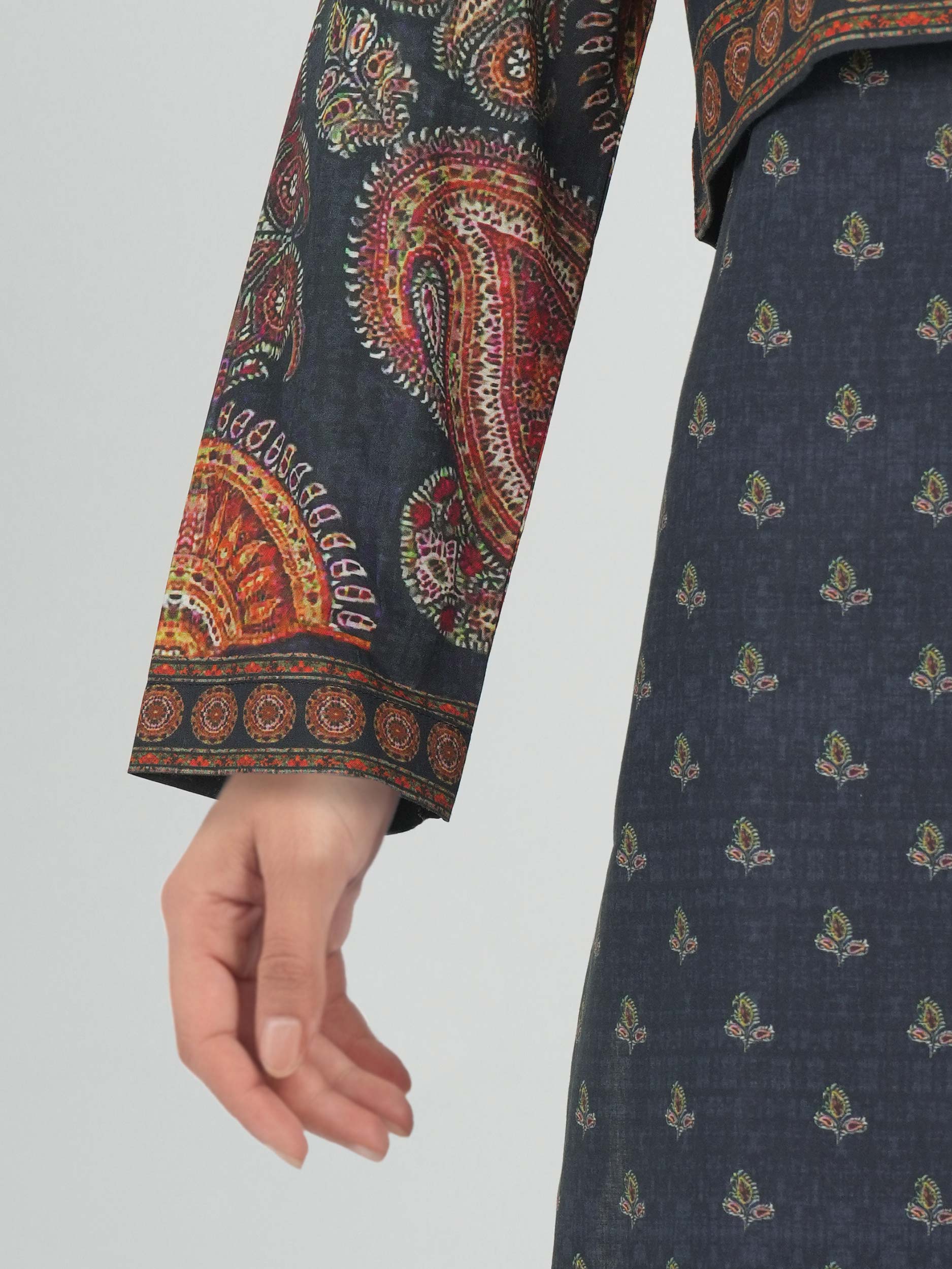 2 Piece Lawn Suit- Embroidered (Pret)