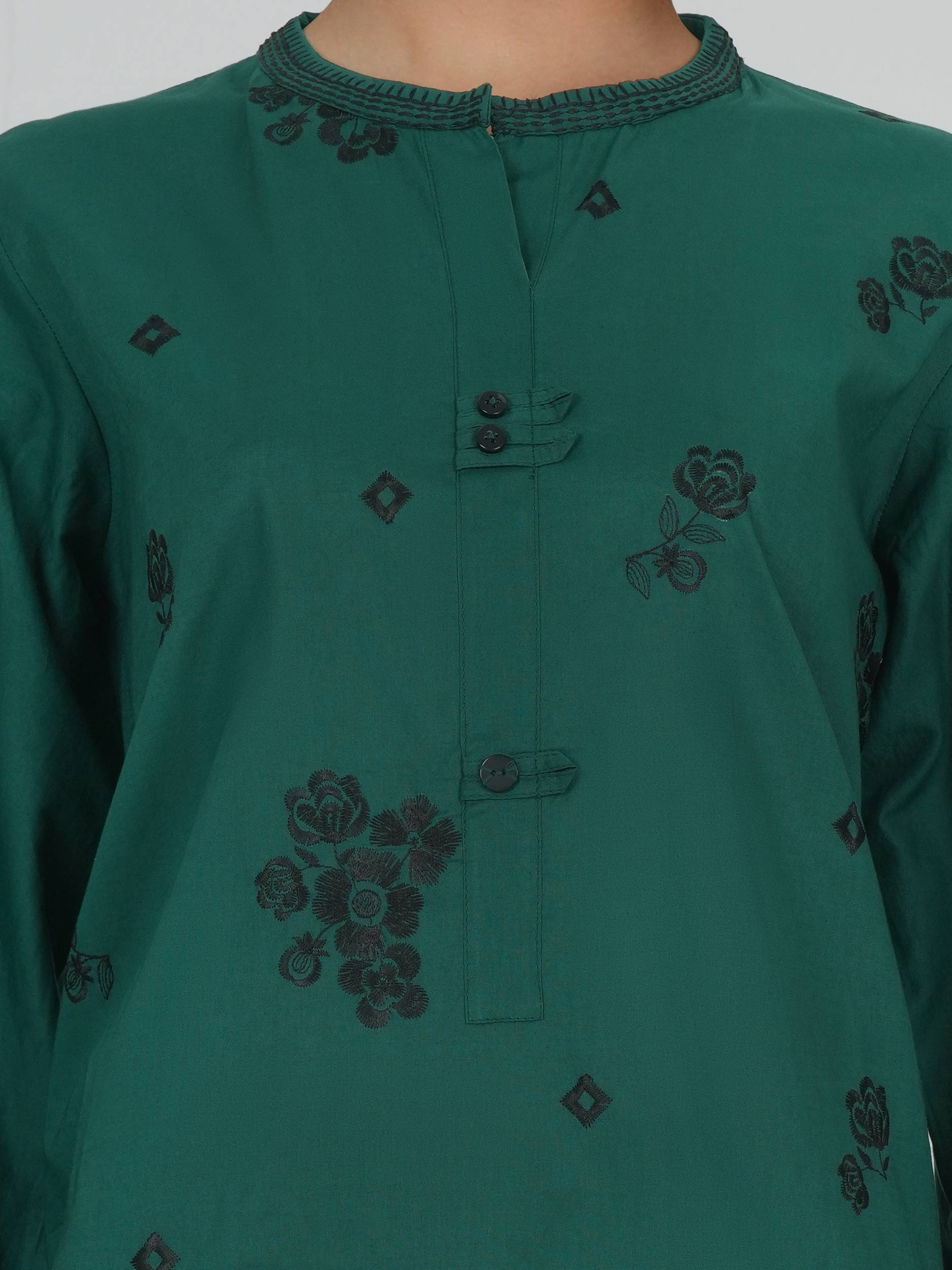 2 Piece Lawn Suit- Embroidered (Pret)