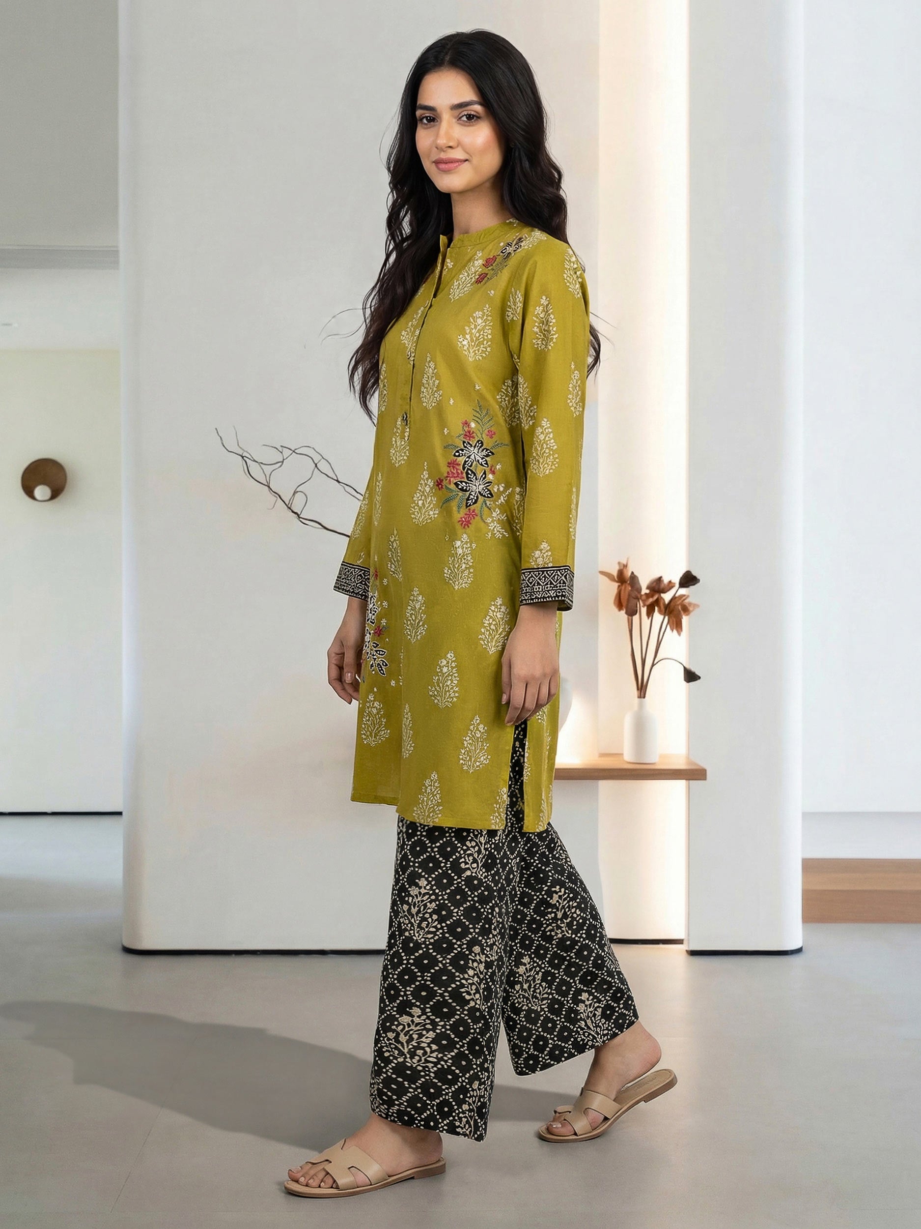 2 Piece Lawn Suit- Embroidered (Pret)