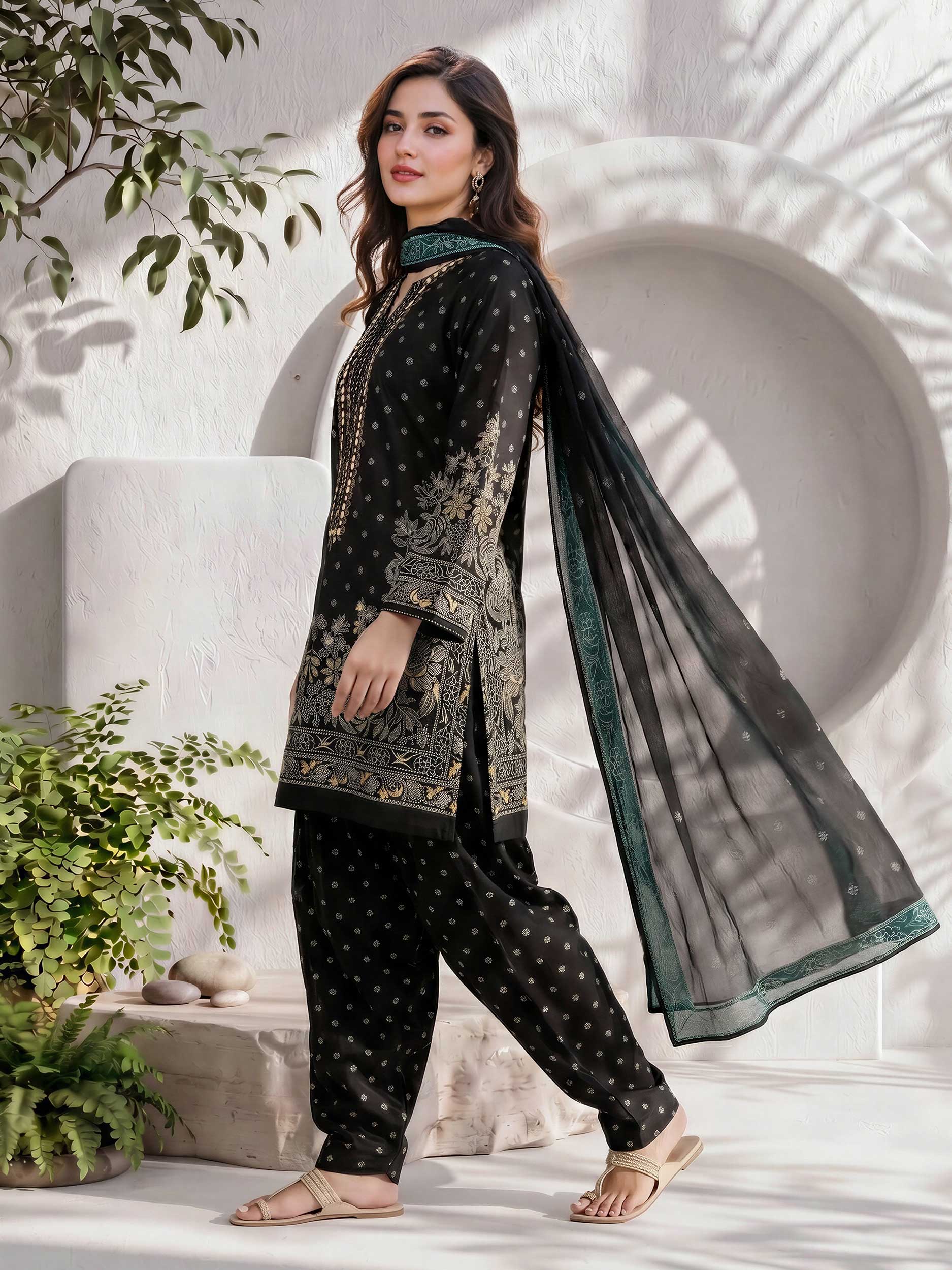 3 Piece Lawn Suit- Embroidered (Pret)