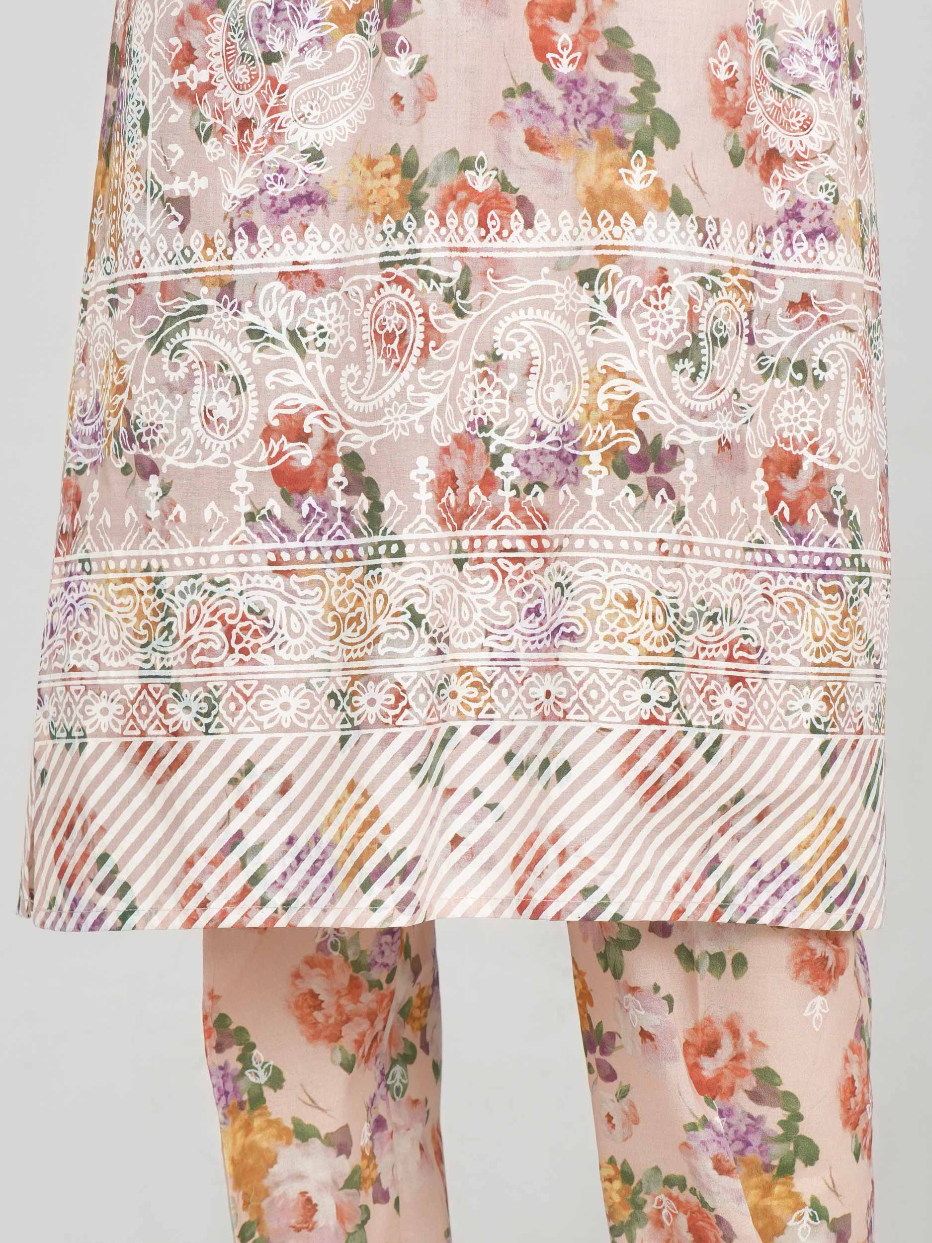 3 Piece Lawn Suit- Embroidered (Pret)