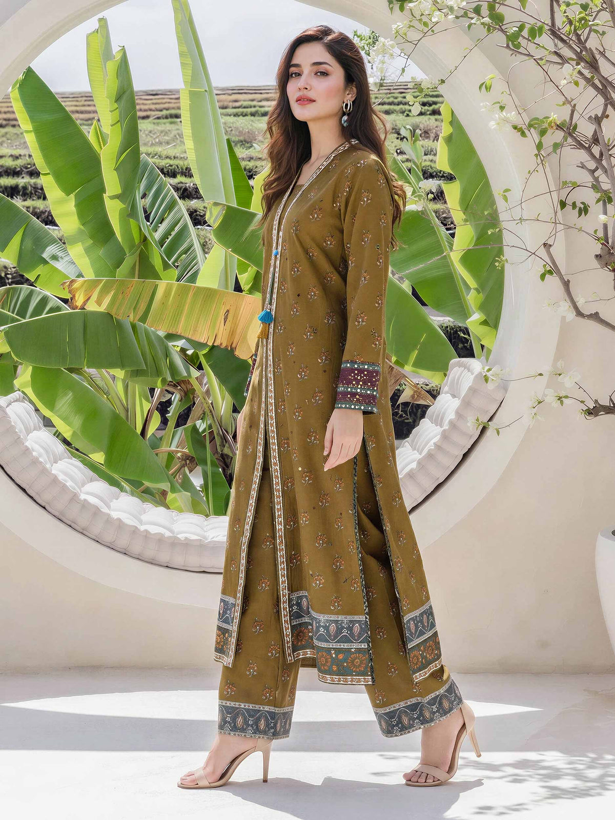 2 Piece Lawn Suit- Embroidered (Pret)