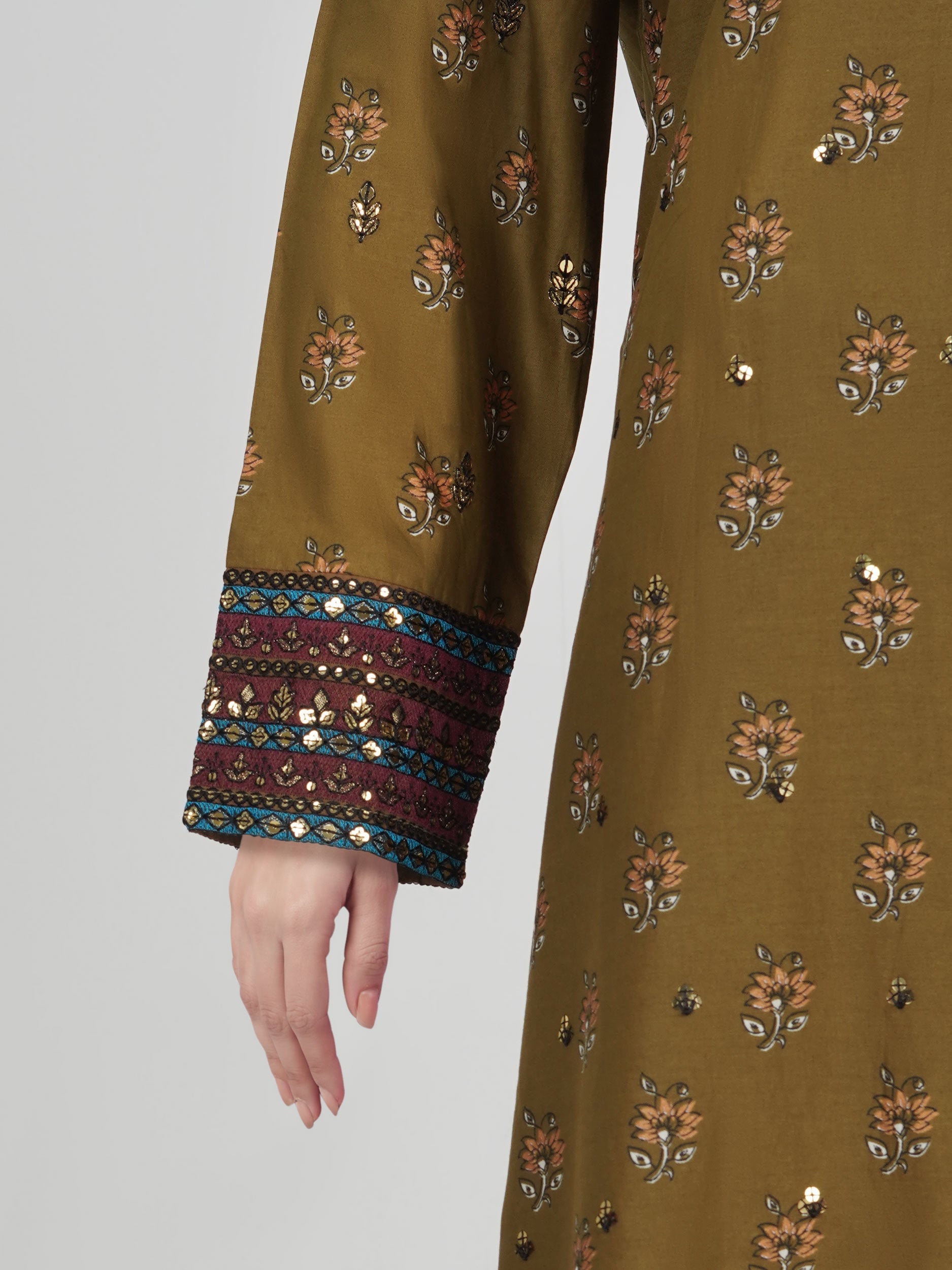 2 Piece Lawn Suit- Embroidered (Pret)