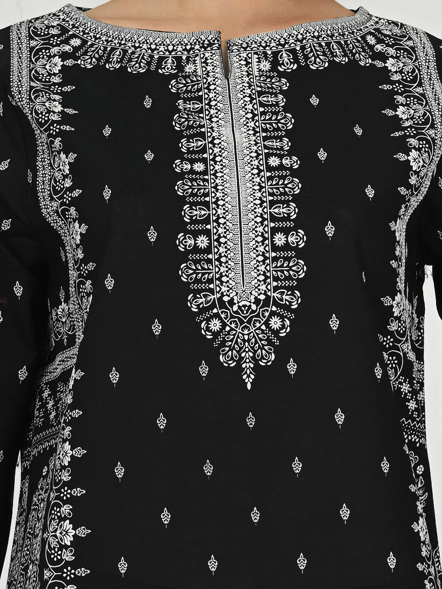 Lawn Kurti (Pret)
