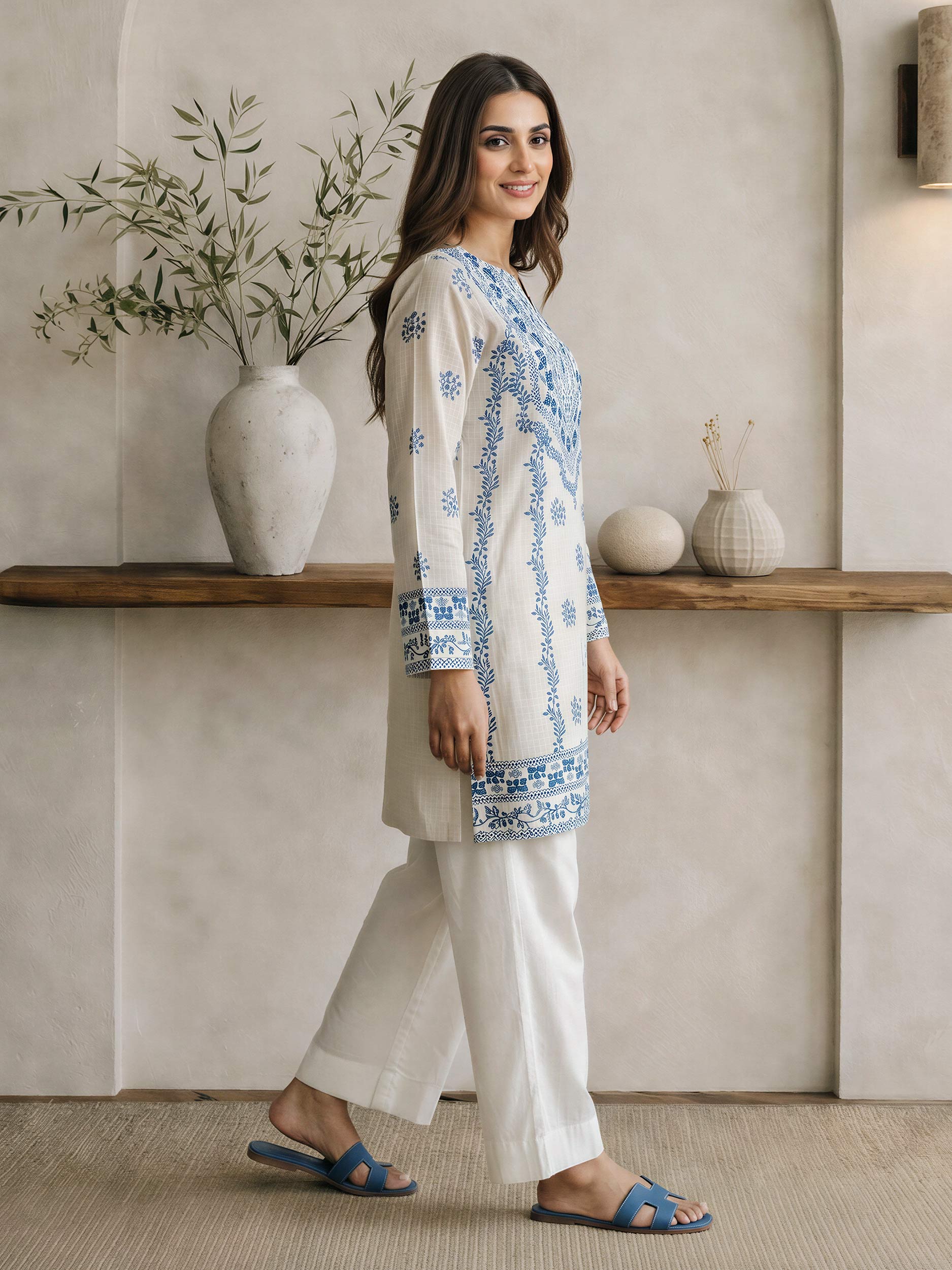 Lawn Kurti (Pret)