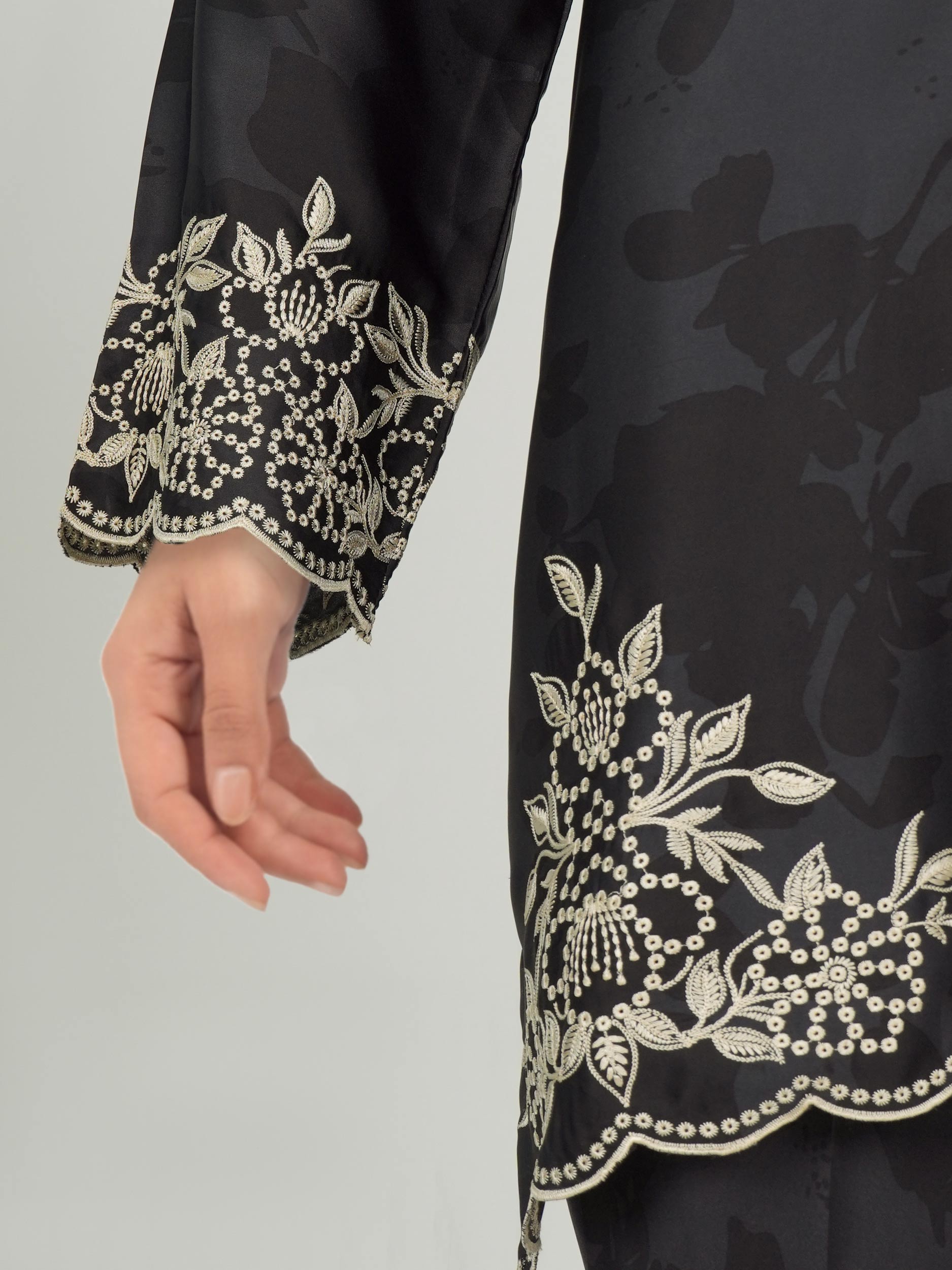 2 Piece Silk Suit- Embroidered (Pret)