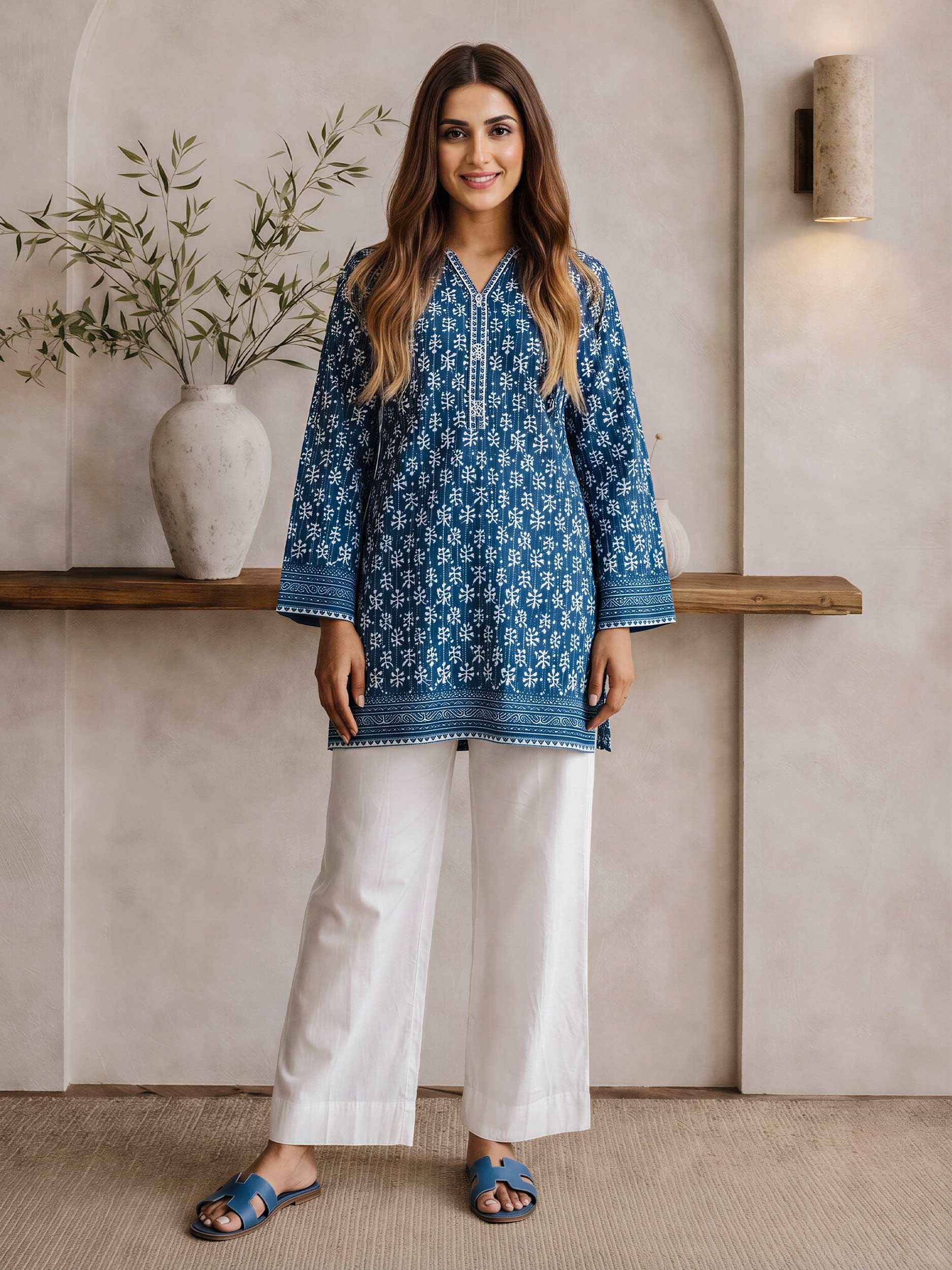 Lawn Kurti (Pret)