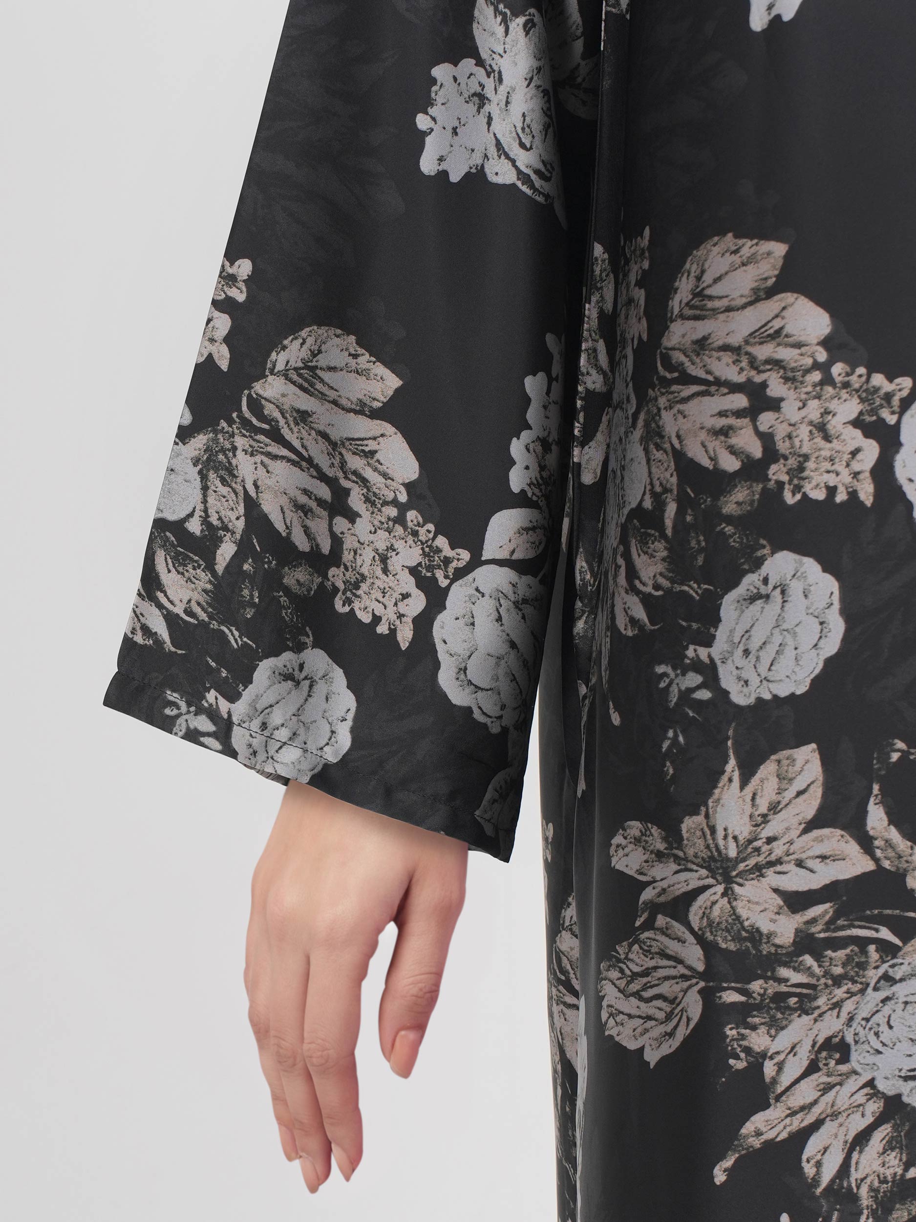 2 Piece Silk Suit- Embroidered (Pret)