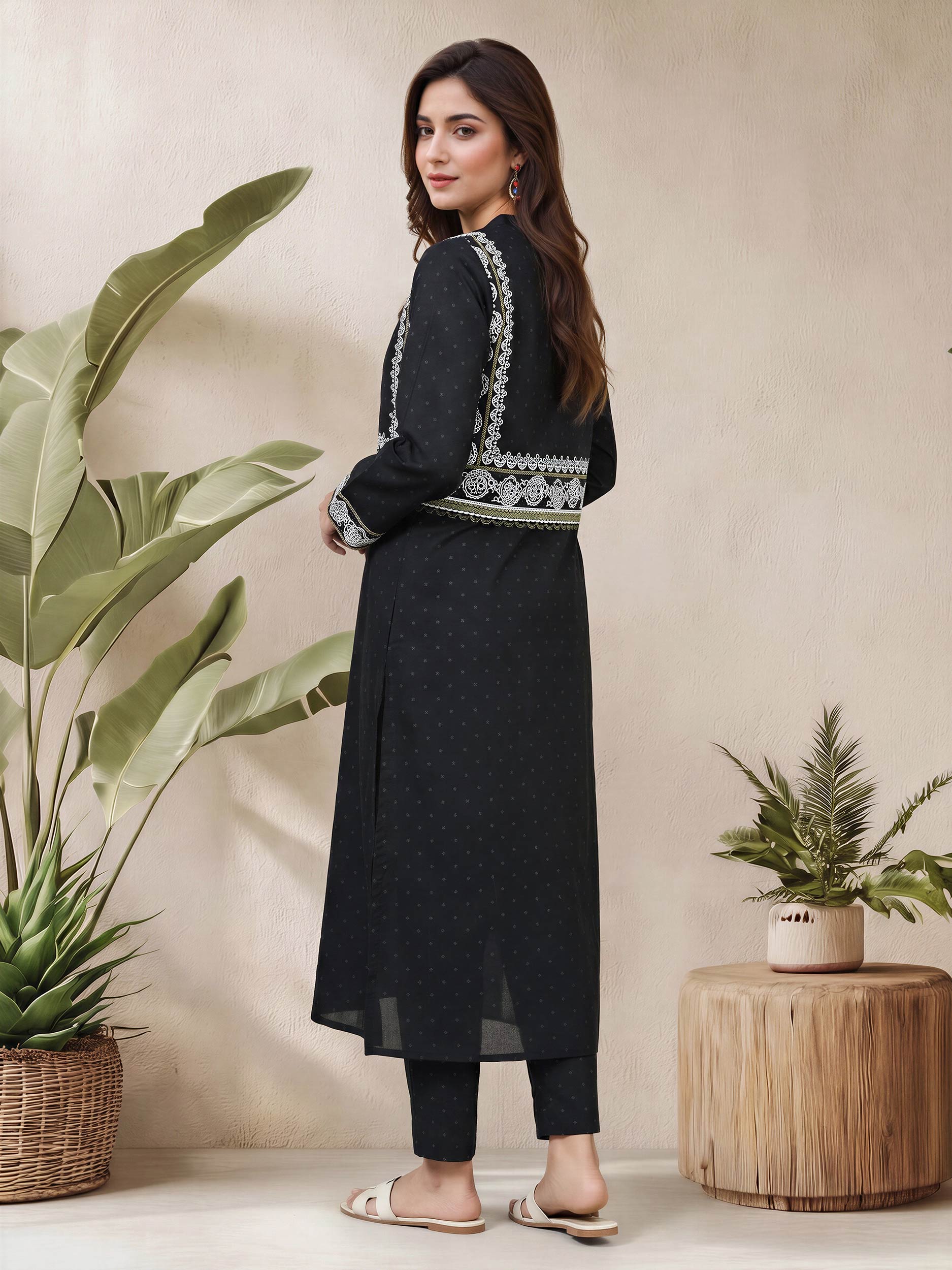 2 Piece Lawn Suit (Pret)