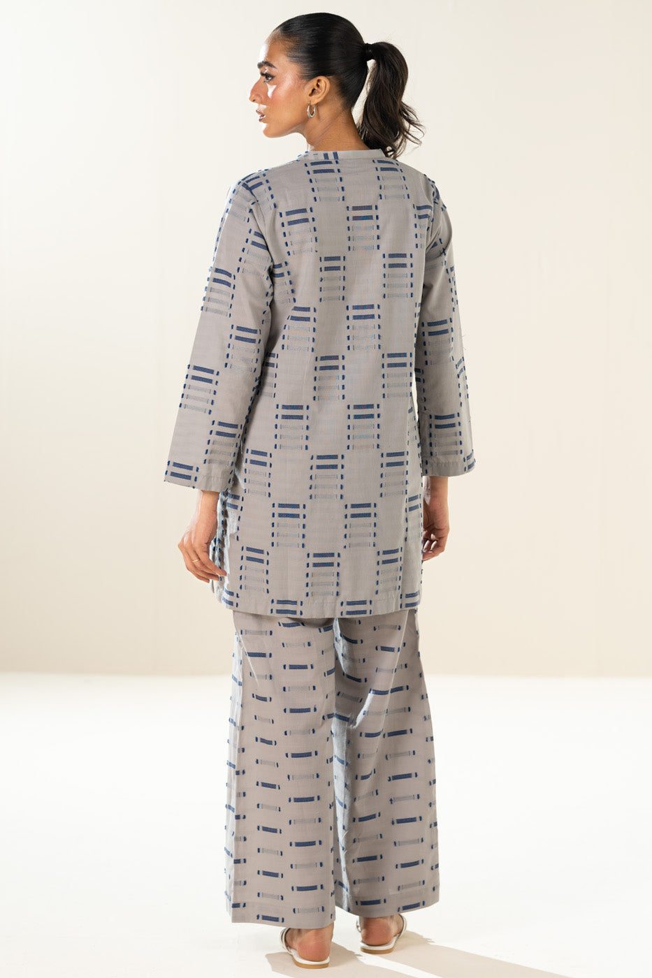 RTW | SHIRT & TROUSER