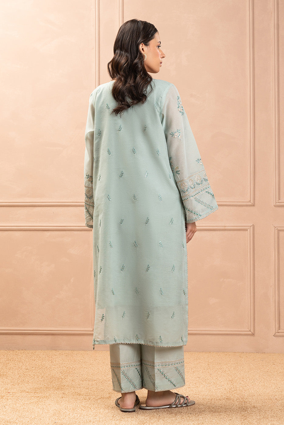 2 PIECE EMBROIDERED PAPER COTTON SUIT (LUXURY PRET)