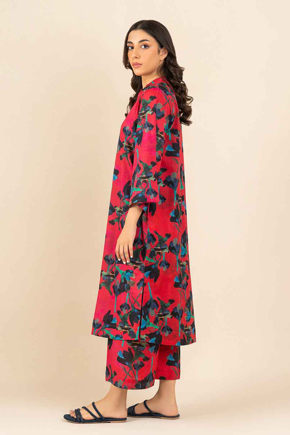 2 PIECE PRINTED LAWN SUIT (PRET)