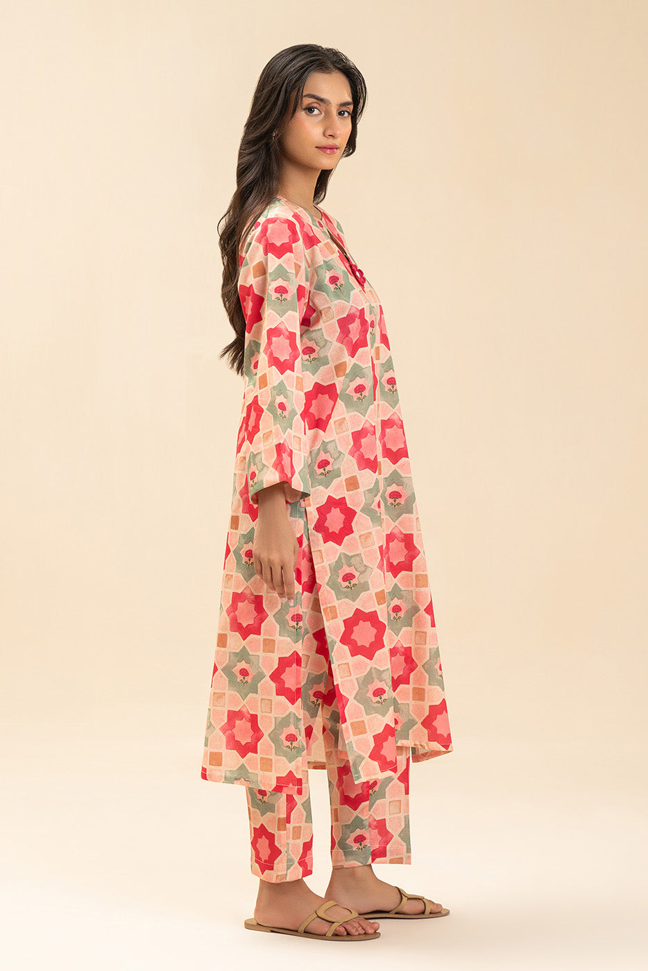 2 PIECE PRINTED LAWN SUIT (PRET)