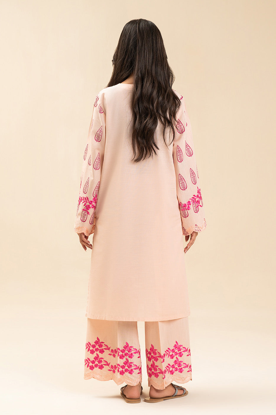 EMBROIDERED SLUB SHIRT (PRET)