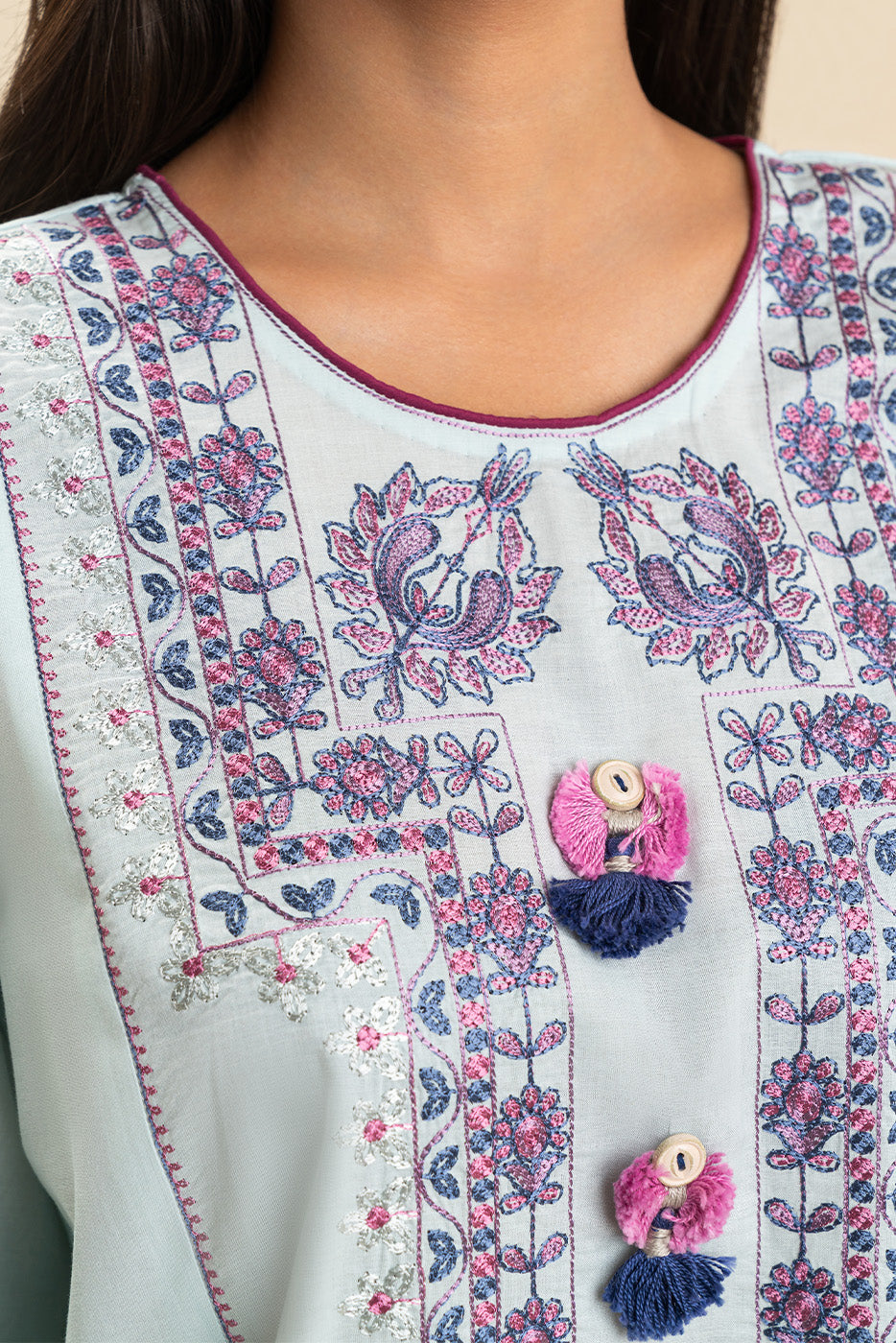 2 PIECE EMBROIDERED LAWN SUIT (PRET)