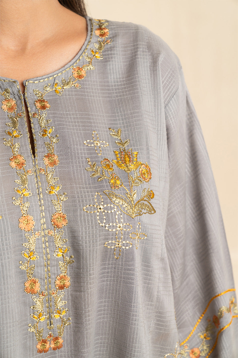 EMBROIDERED DORIA SHIRT (PRET)