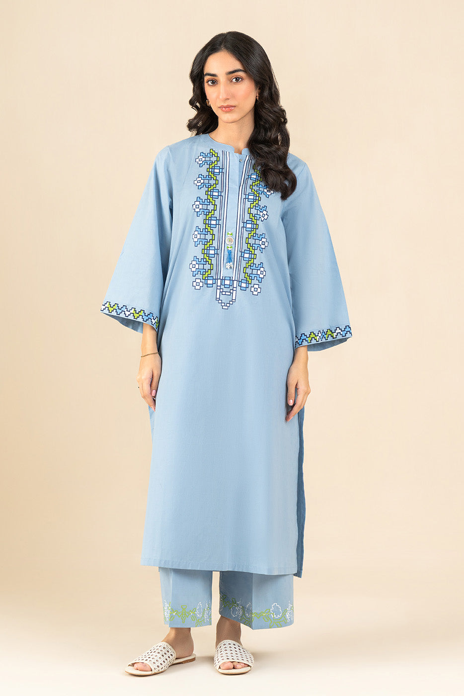 2 PIECE EMBROIDERED DOBBY SUIT (PRET)