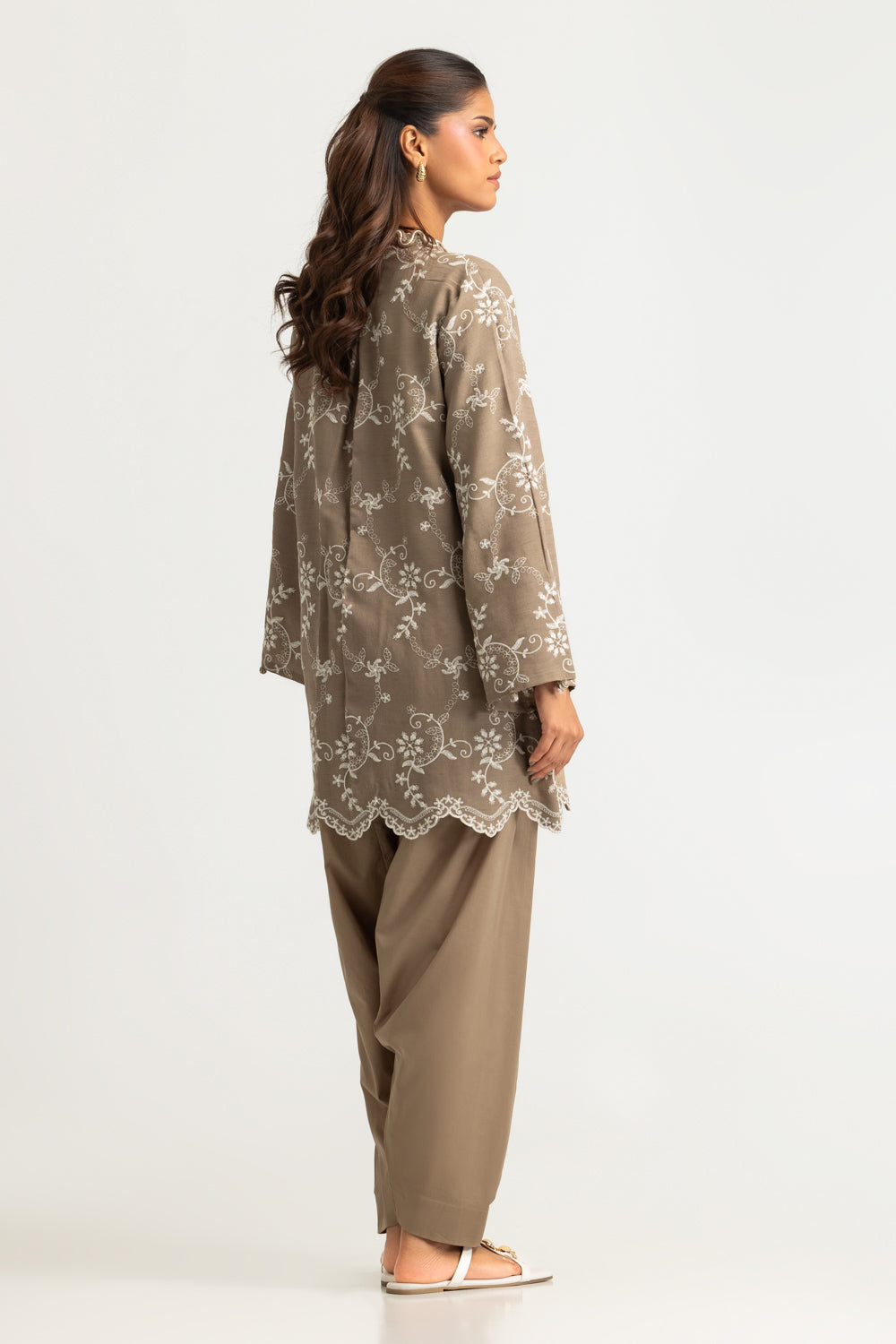 Blended Embroidered Shirt And Dyed Shalwar